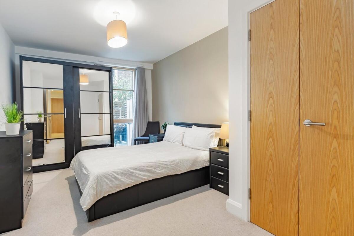 Cozy 2 Bedrooms, Devons Rd Dlr