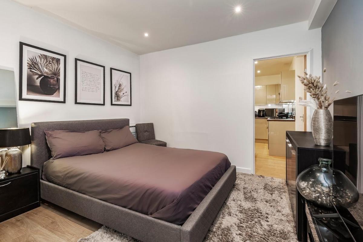 Cozy 2 Bedrooms, Devons Rd Dlr Londres