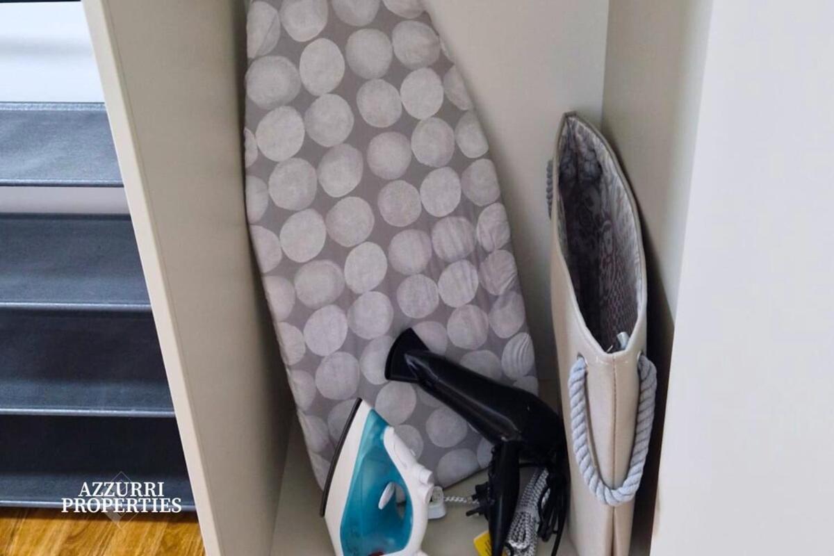 Two Bed Flat - 6 Minutes To Canning Town Station Appartement *