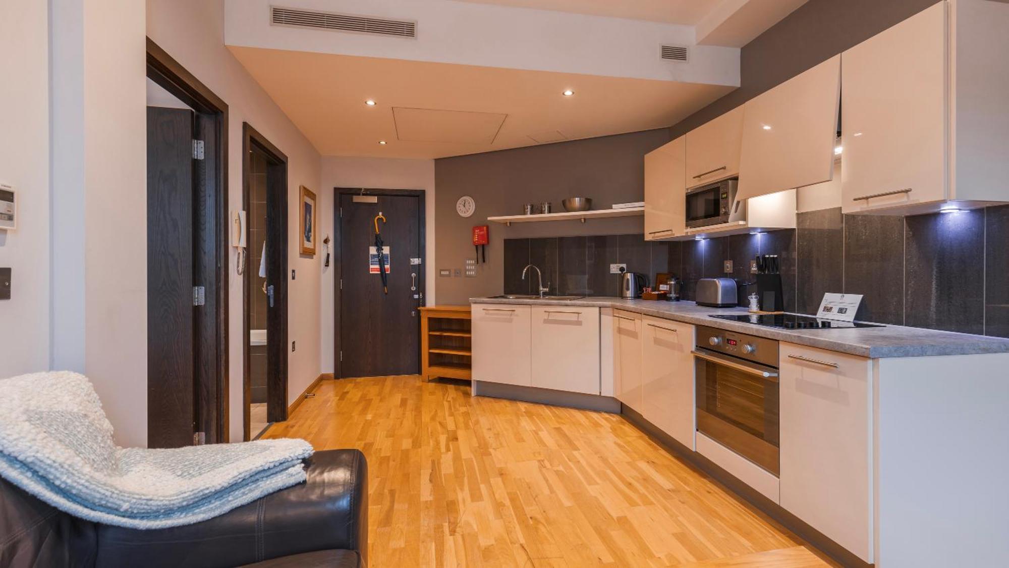 Cannon Street Serviced By Lovelystay * Londres