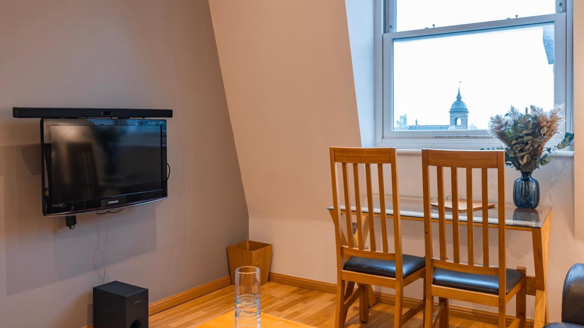 Apartahotel Cannon Street Serviced By Lovelystay *
