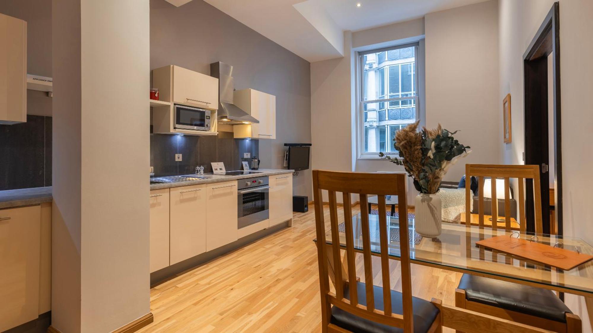 Apartahotel Cannon Street Serviced By Lovelystay *