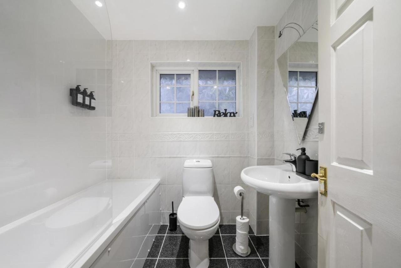 Three Bedroom House Near London Bridge Hébergement de vacances Londres