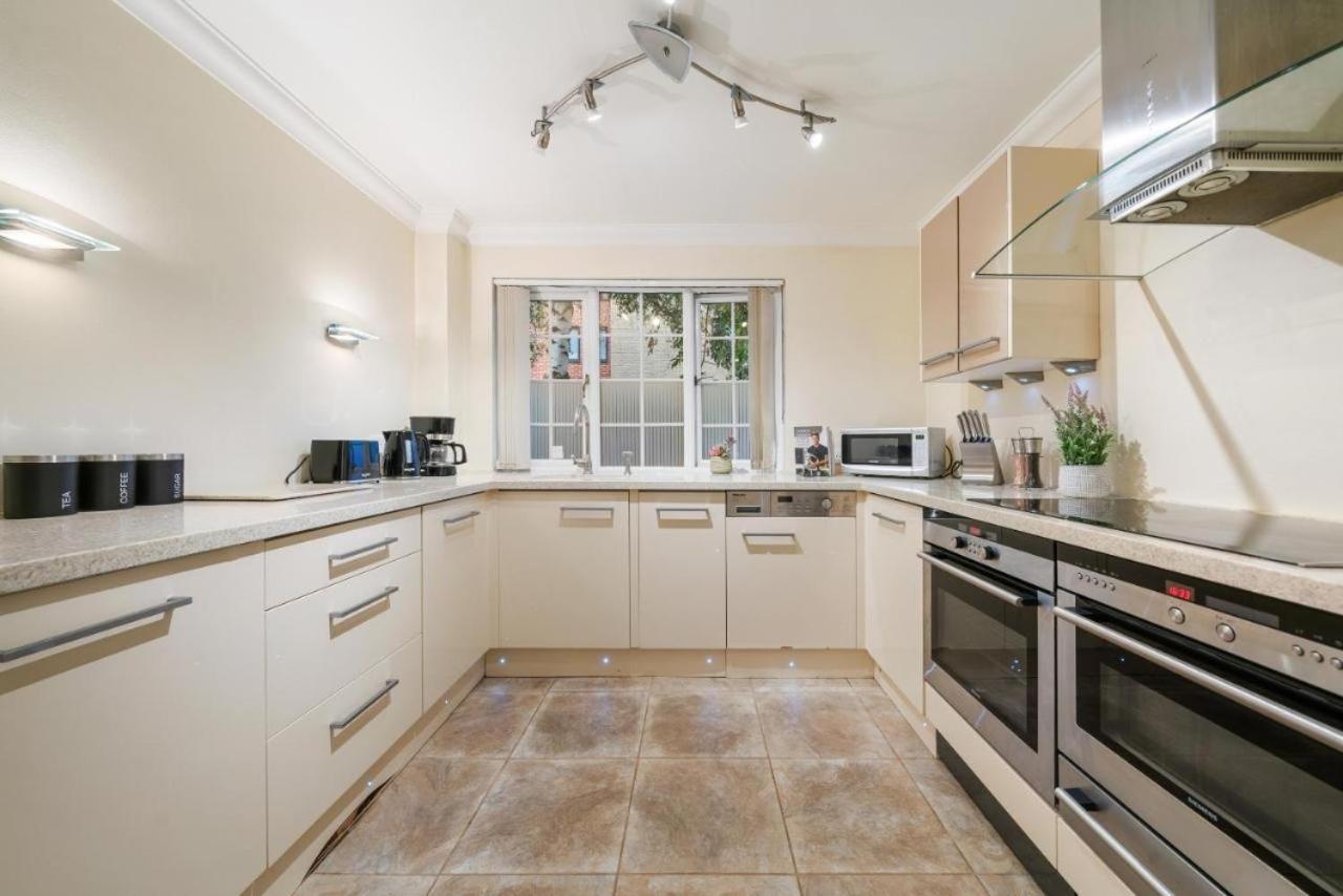 Hébergement de vacances Three Bedroom House Near London Bridge *