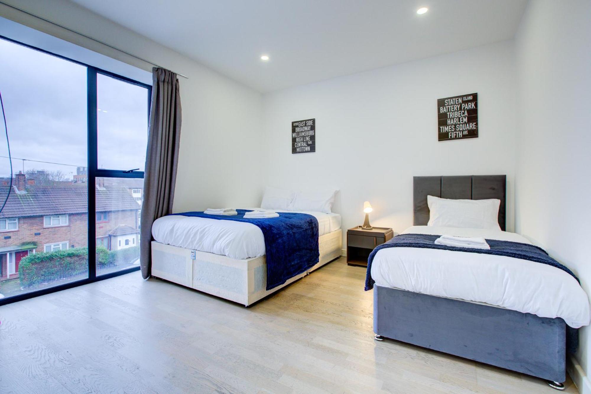 Canning Town 4-person Flat
