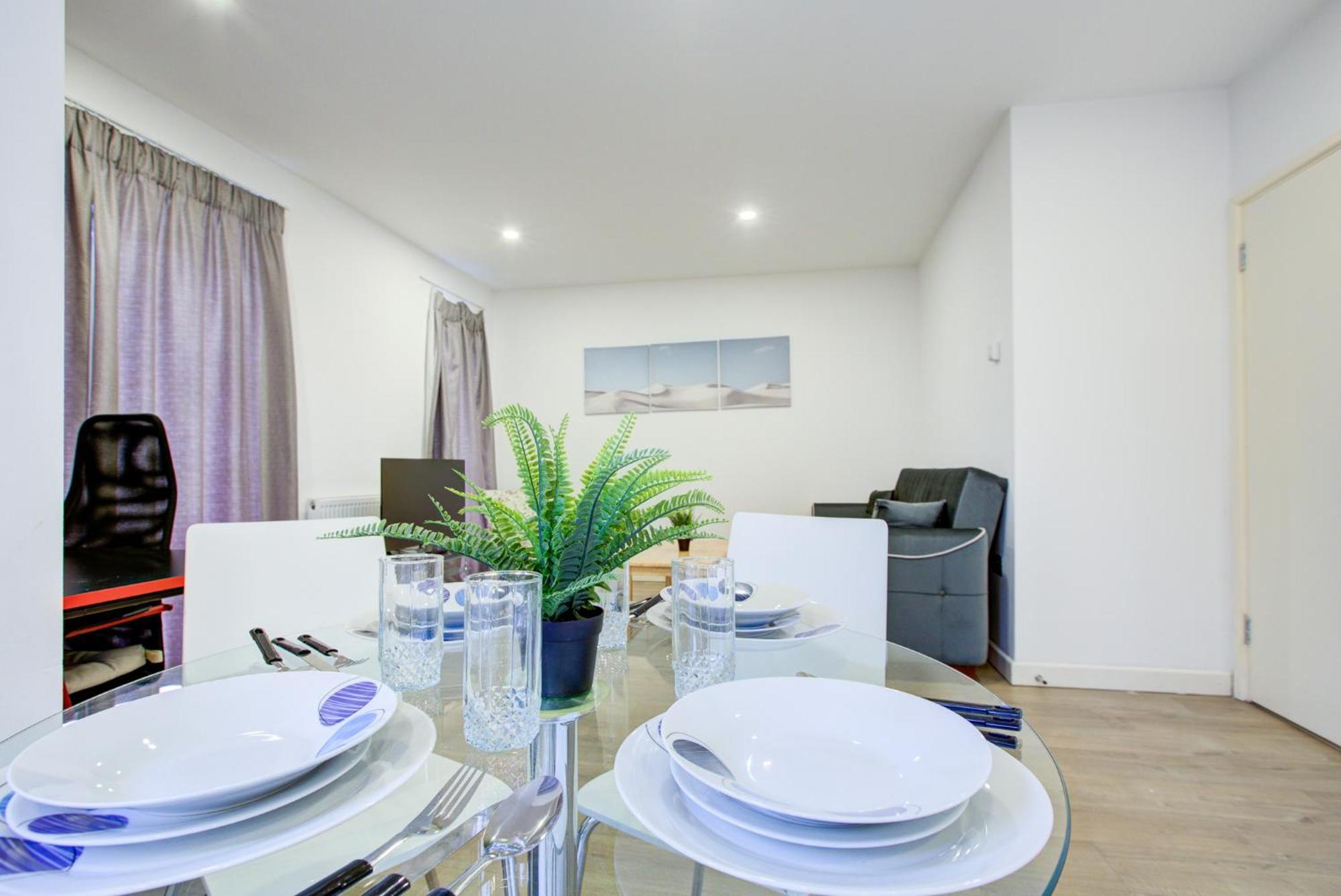 Canning Town 4-person Flat Appartement Londres