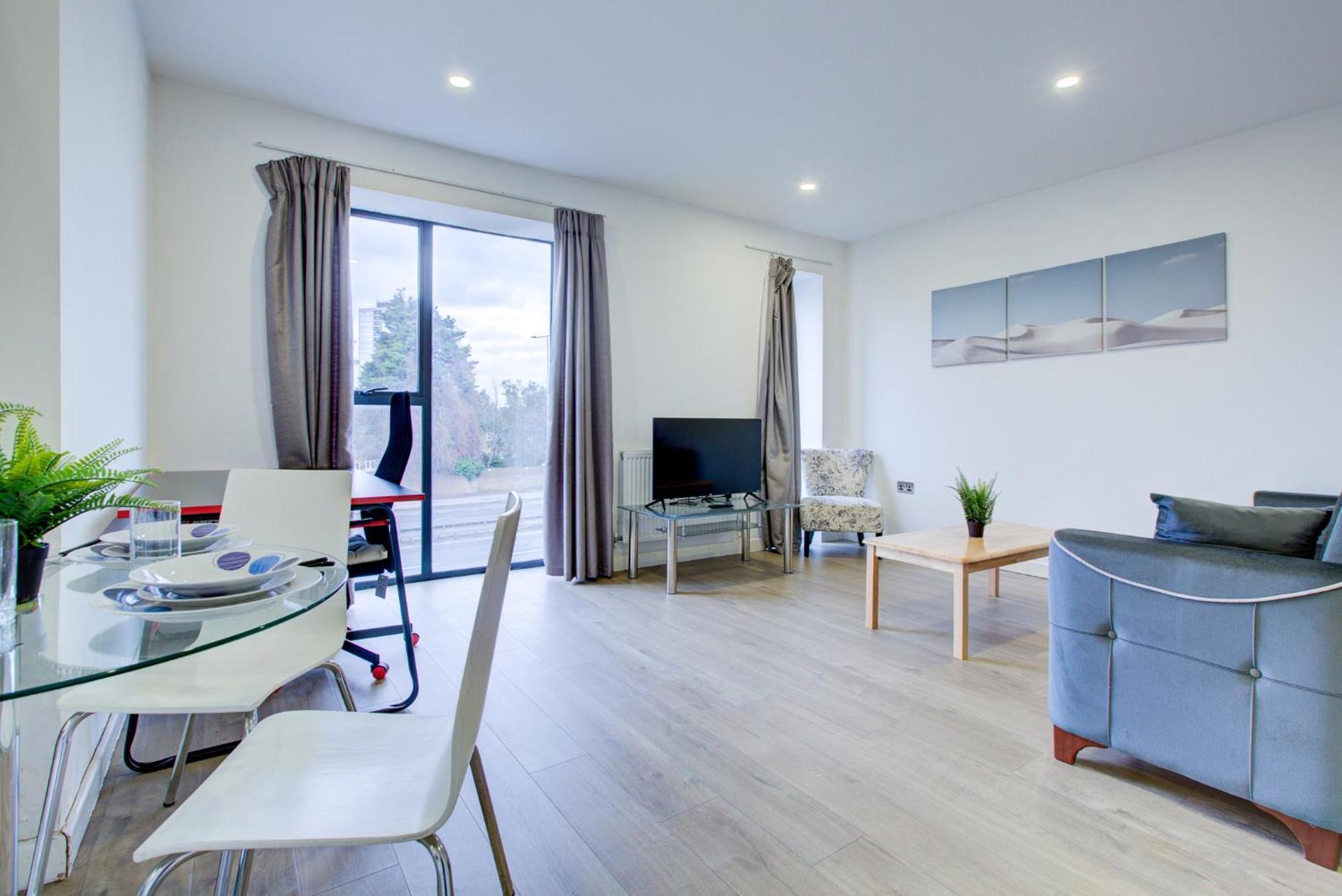 Canning Town 4-person Flat * Londres
