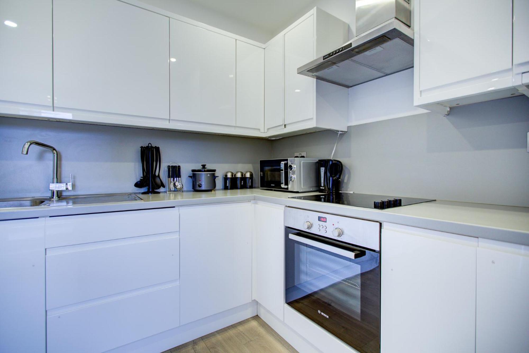 Canning Town 4-person Flat