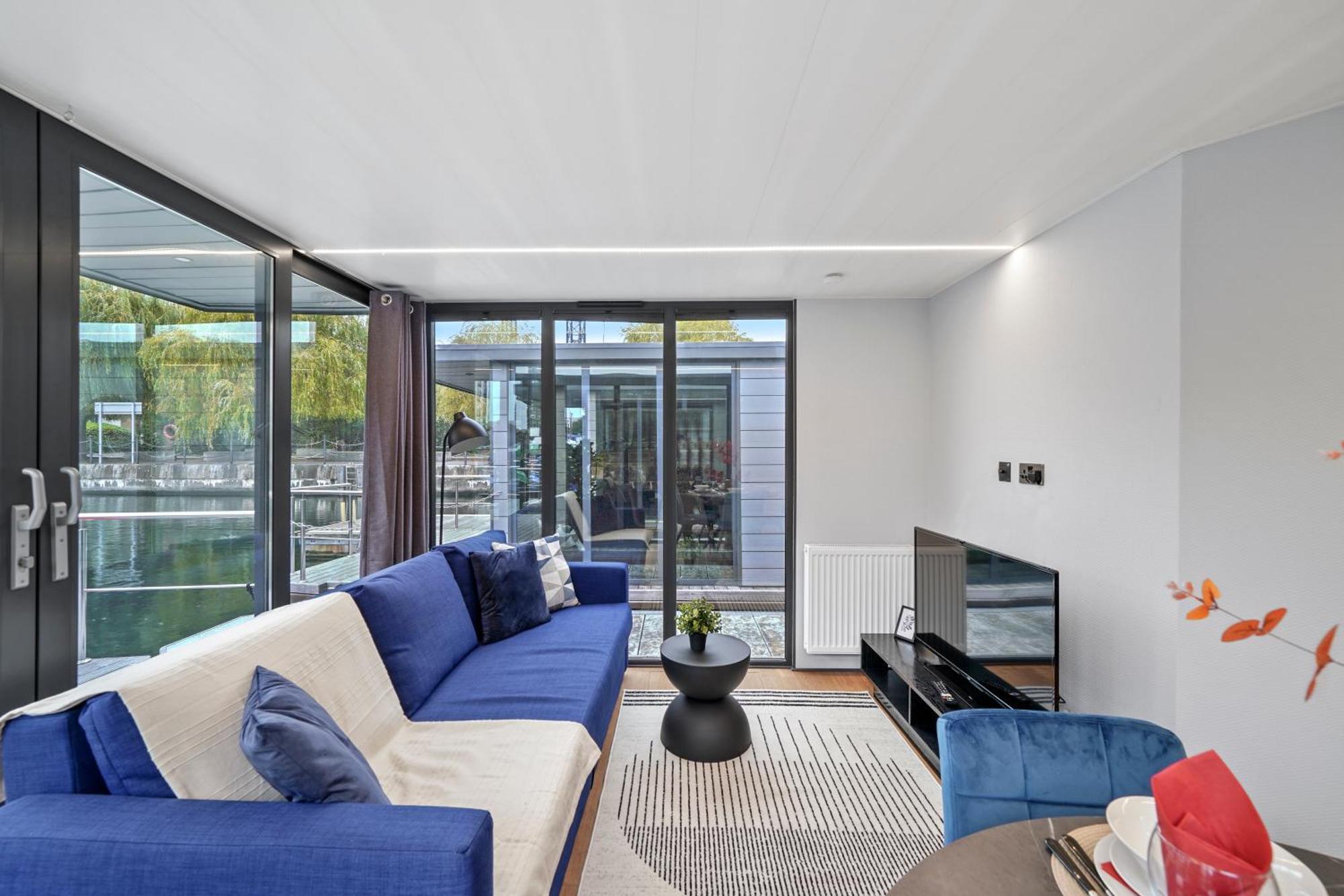 Unique Water In - Sleeps 6 Botel Londres