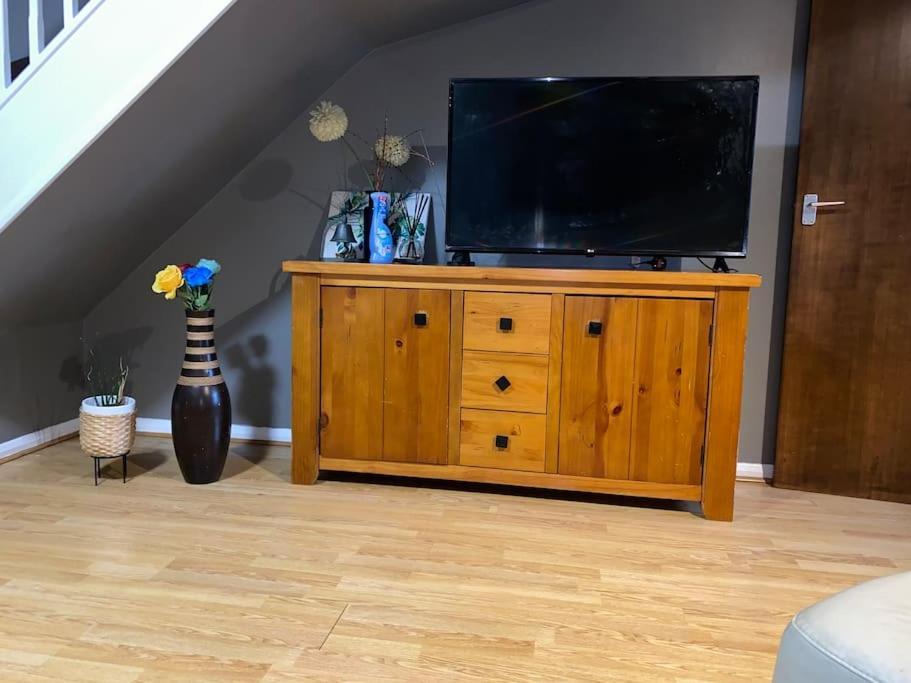 Entire 1 Bedroom House * Londres
