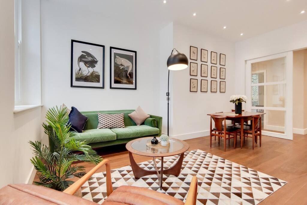 8 Borough - Modern & Elegant 2-bed, 2-bath London