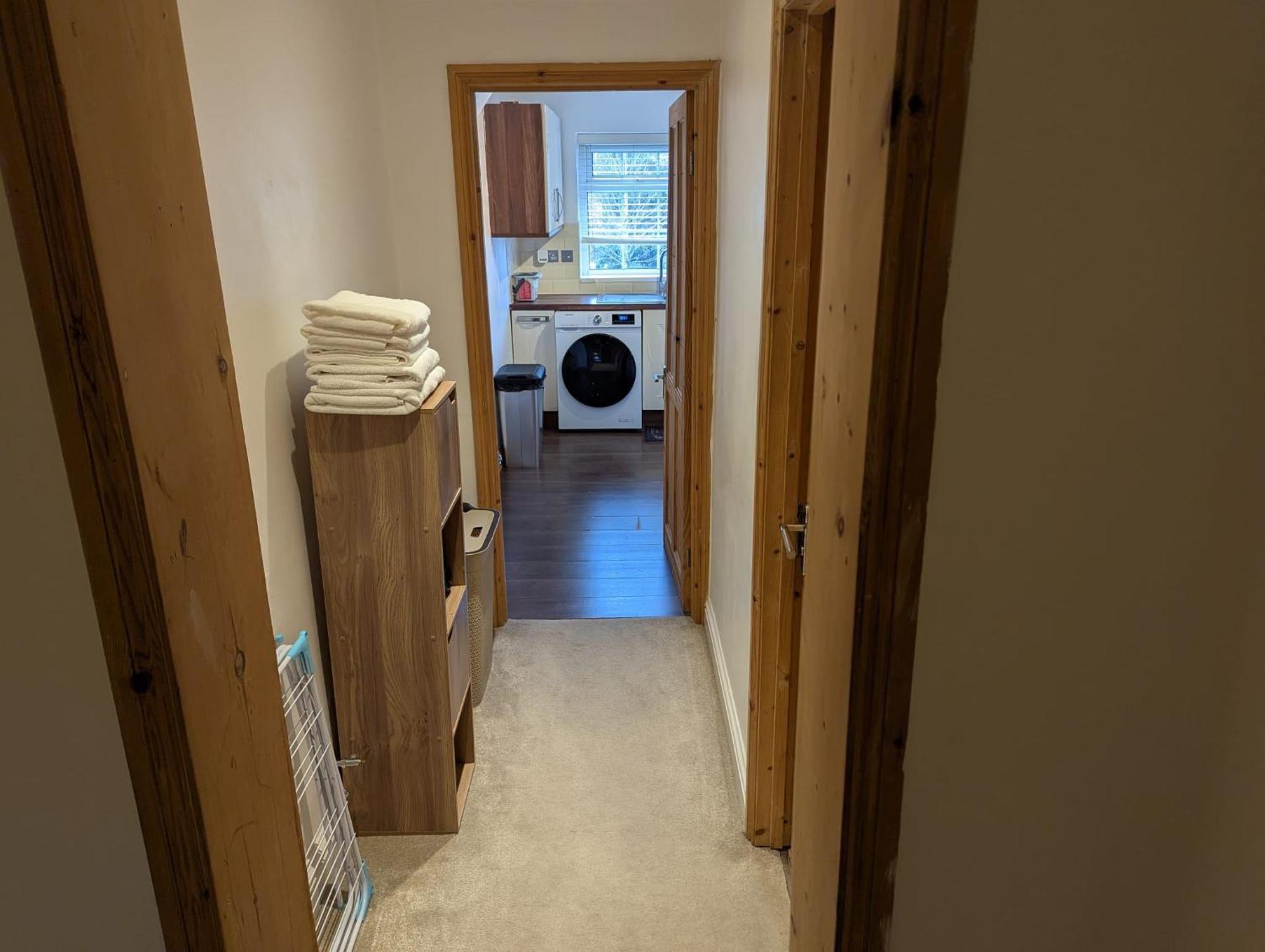 Fully-equipped Flat In The Of Londres