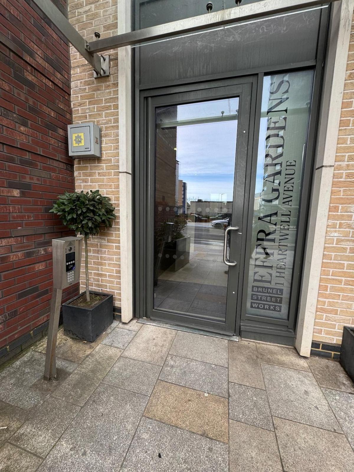 Luxury Effra Gardens, Canning Town 6 3bdr 2bth * London