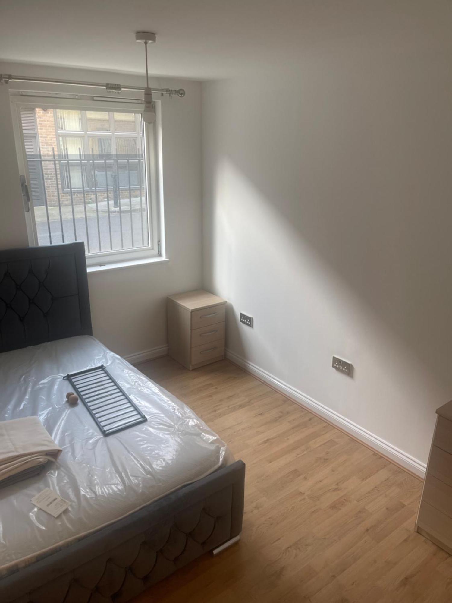 Urban Living At Its Stylish 4-bed Flat With Gym, Underground Parking , Prime Location, Just 2 Minutes From Borough Market & Tube * Londres