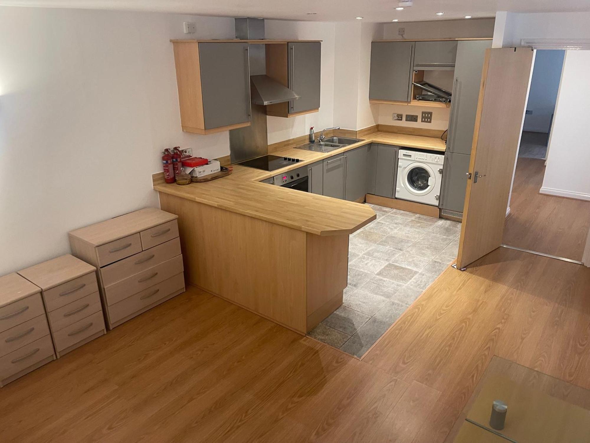 Urban Living At Its Stylish 4-bed Flat With Gym, Underground Parking , Prime Location, Just 2 Minutes From Borough Market & Tube Appartement Londres