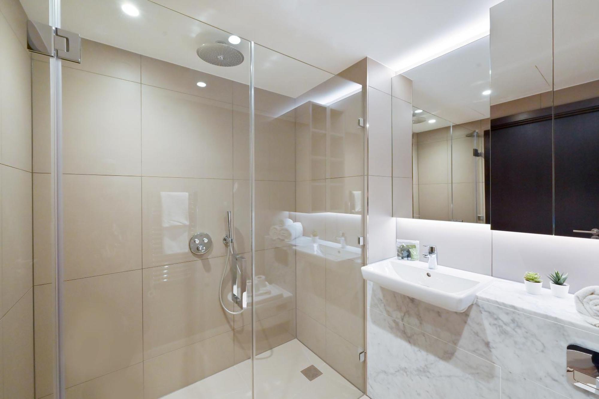 Access Tower Hill Apartment