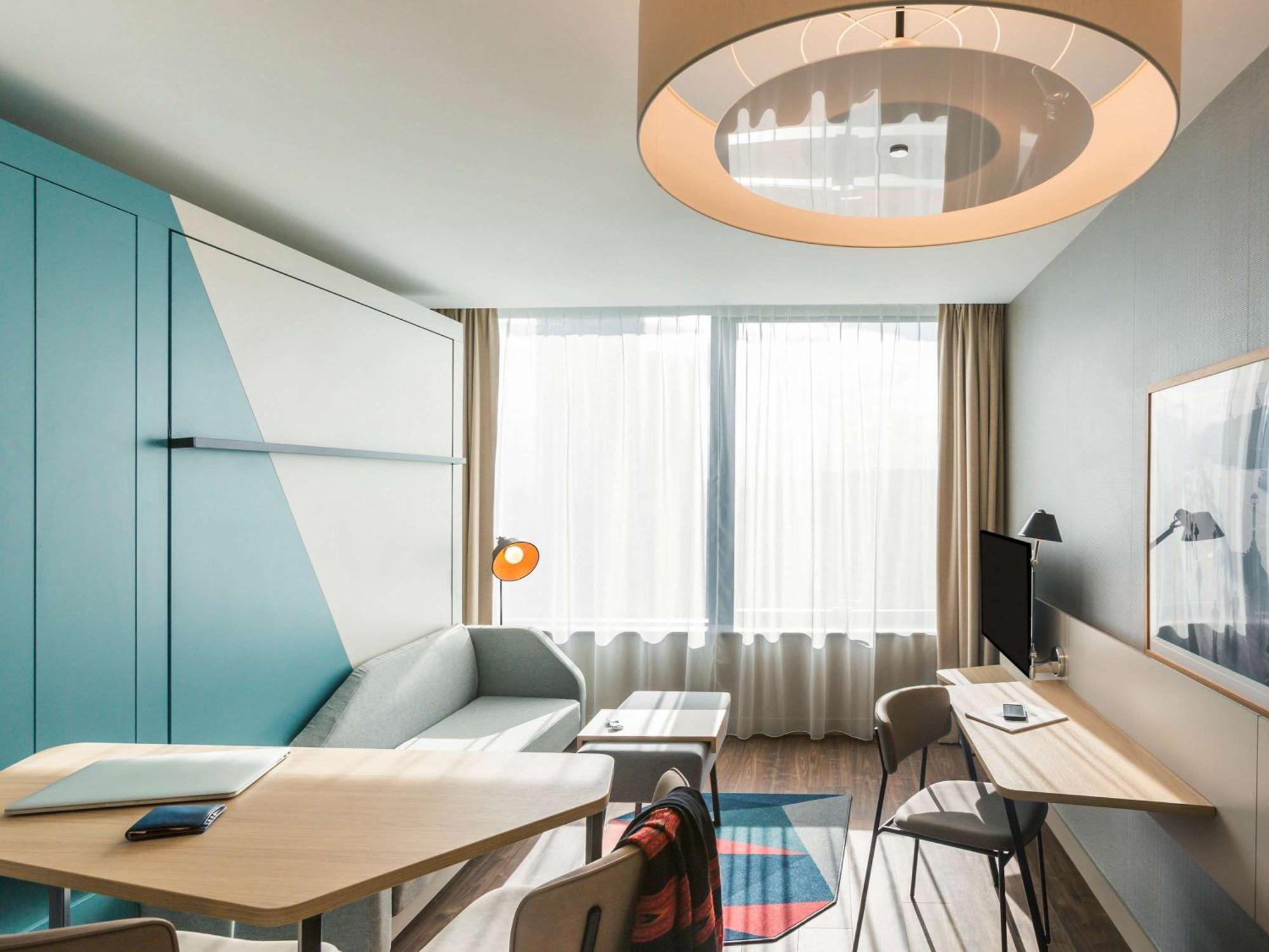 Aparthotel Adagio Stratford