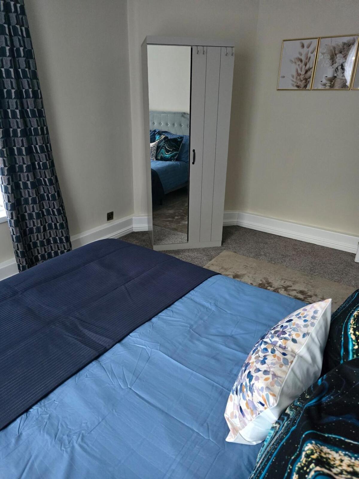 Appartement Contemporary & Spacious 1bd - Fireplace With Modern Comforts *