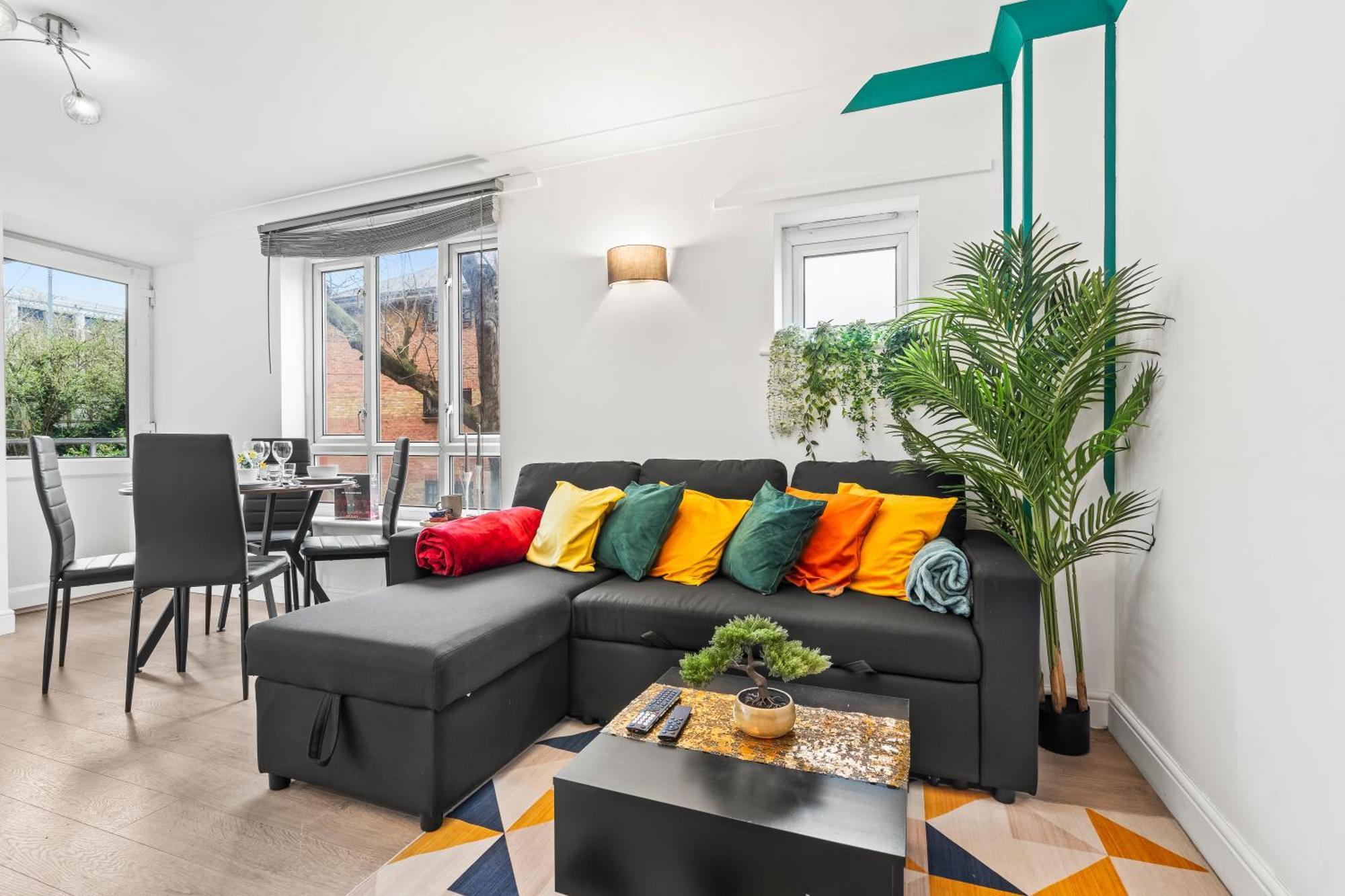 Cosy 3Bed- Sleeps 6 - 02 Arena Canary Wharf Station- Perfect For Contractors, Families And Groups Hébergement de vacances
