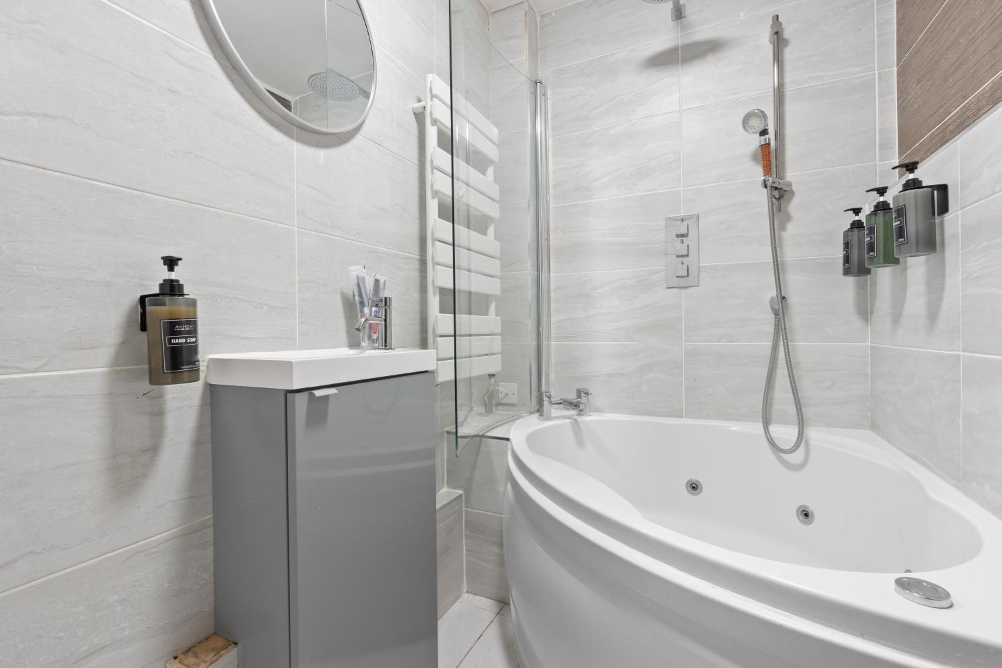 Cosy 3Bed- Sleeps 6 - 02 Arena Canary Wharf Station- Perfect For Contractors, Families And Groups * Londres