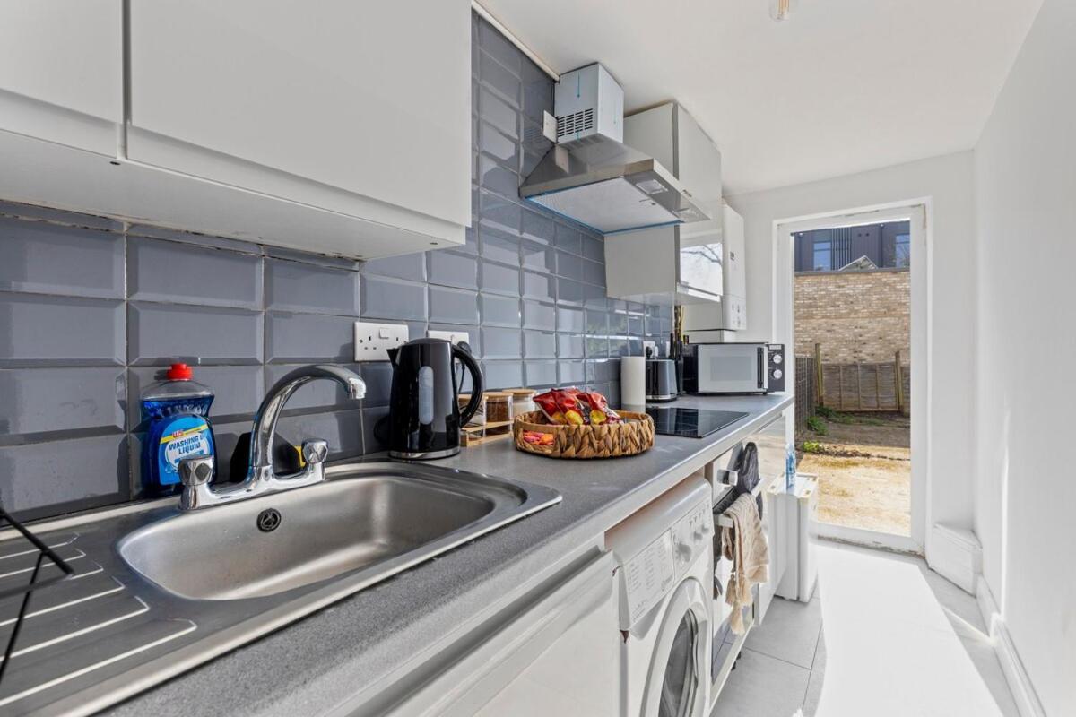 Appartement Stylish 3-bed Flat In Lewisham, Near Greenwich Londres