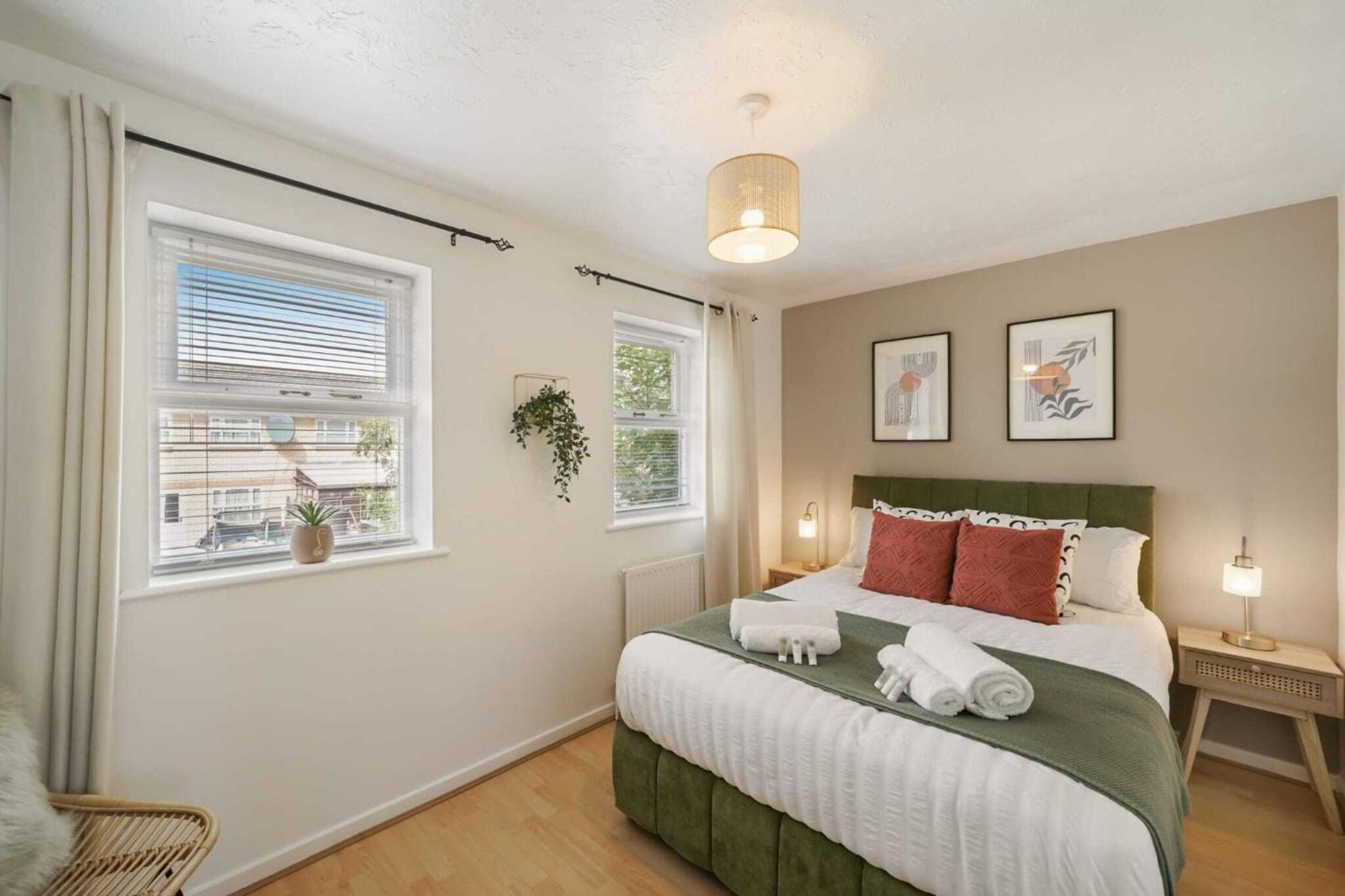 Hébergement de vacances Cozy 2 Bed House Near Excel, The O2, Canary Wharf Londres