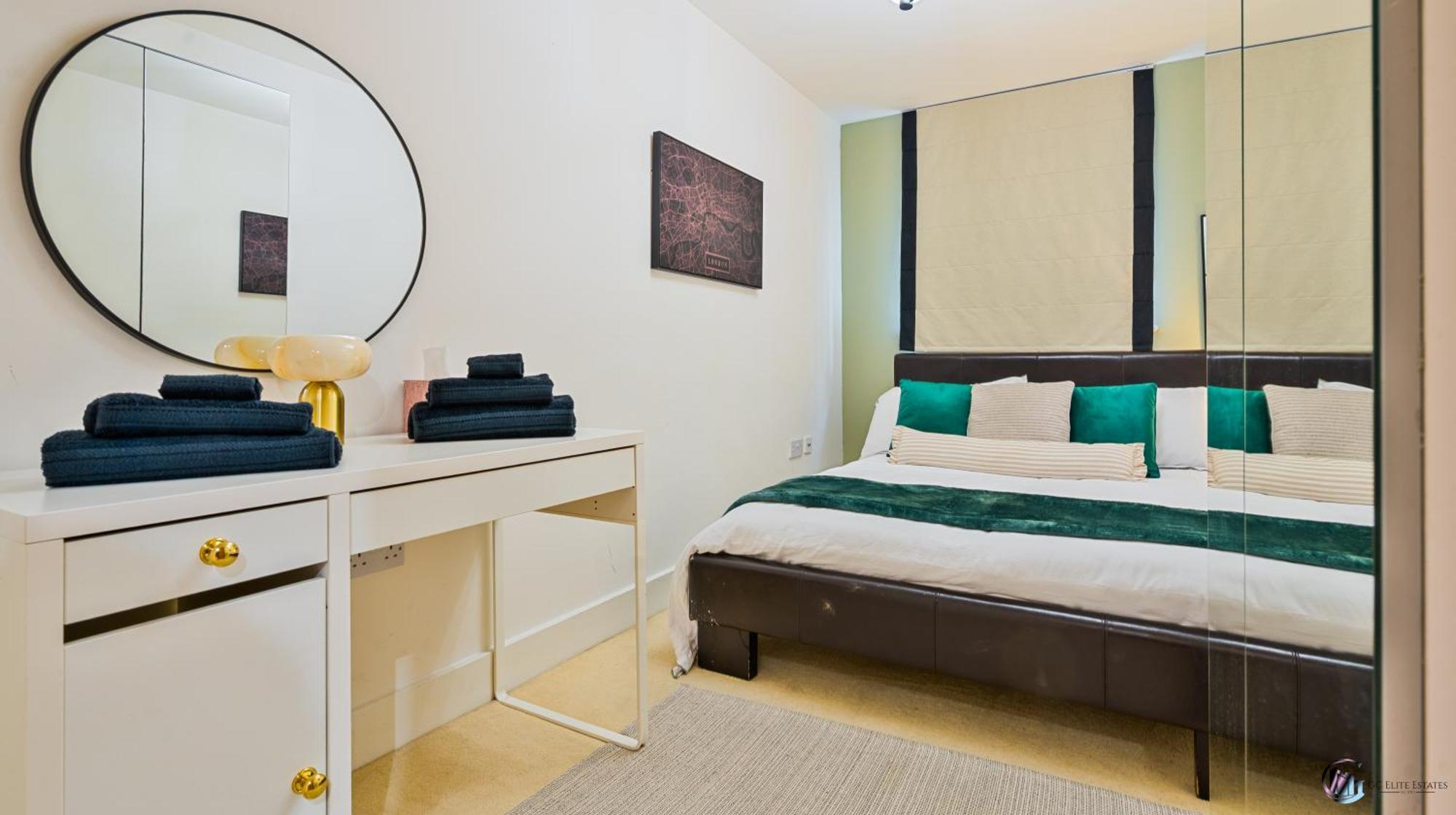 Canary Wharf Balcony & Waterfront 2-bed, 2-bath Appartement Londres