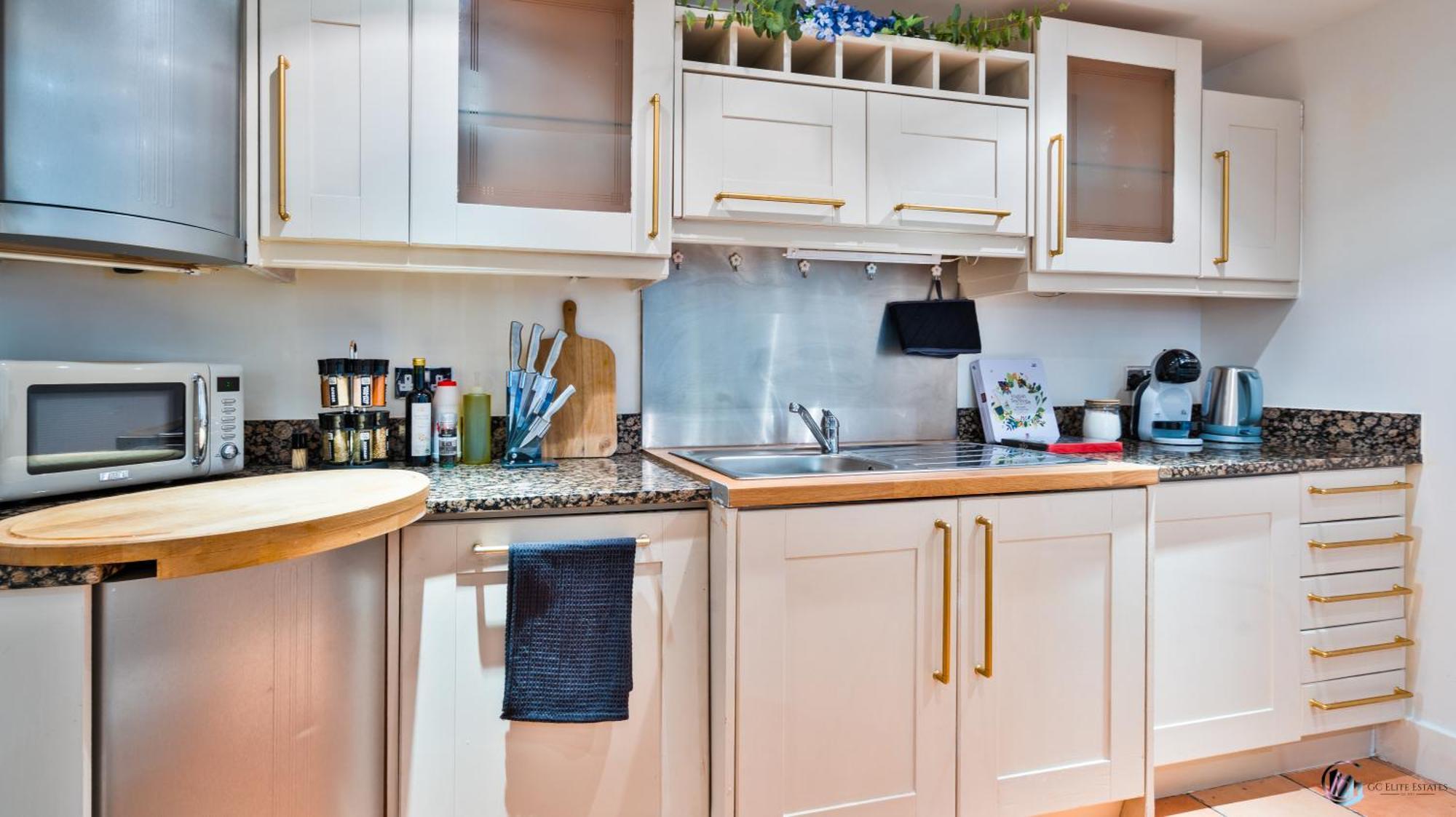 Appartement Canary Wharf Balcony & Waterfront 2-bed, 2-bath Londres