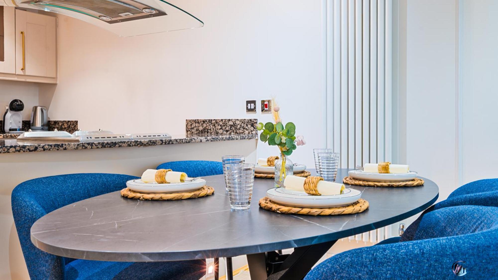 Canary Wharf Balcony & Waterfront 2-bed, 2-bath Appartement Londres