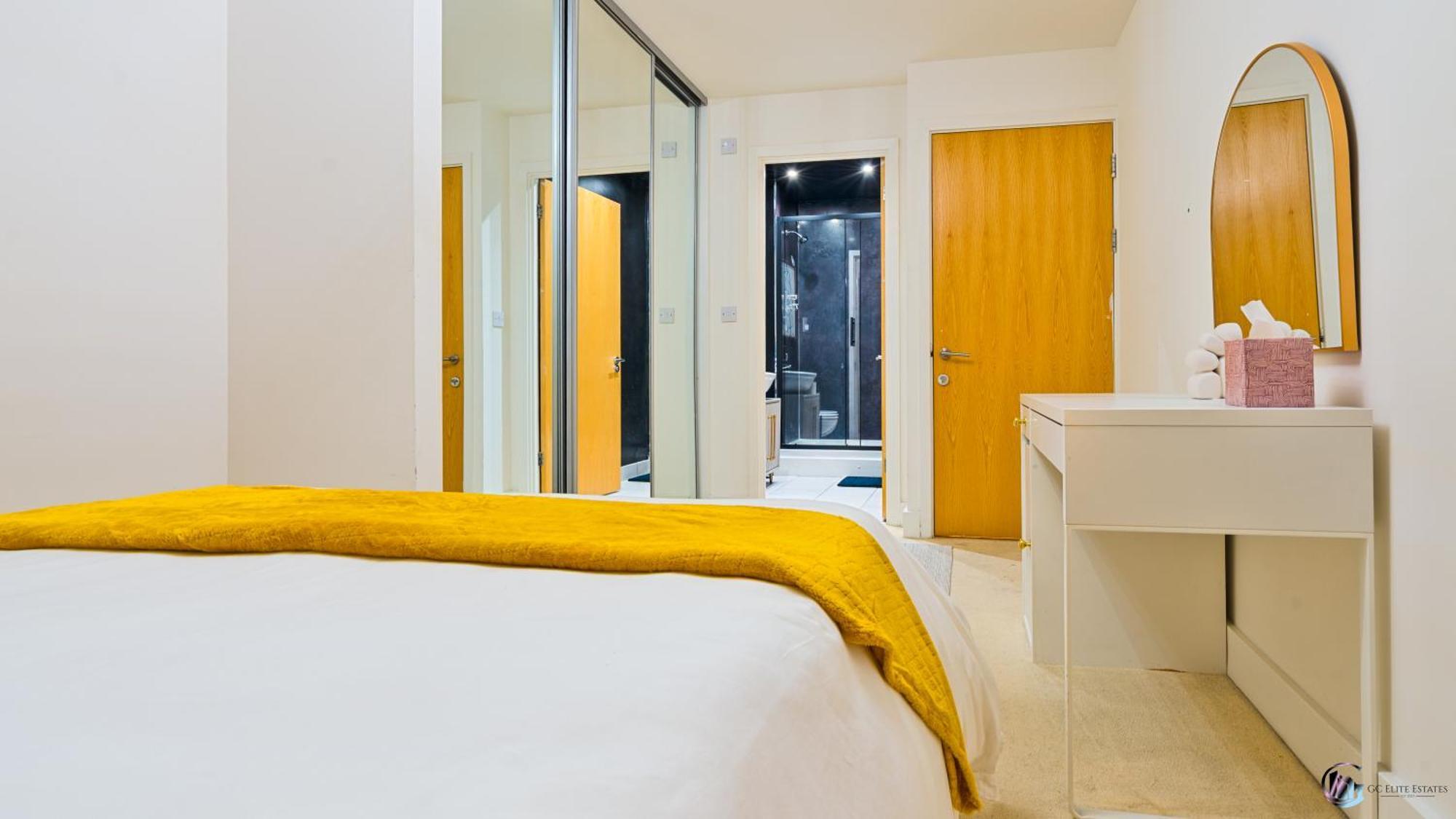 Canary Wharf Balcony & Waterfront 2-bed, 2-bath * Londres