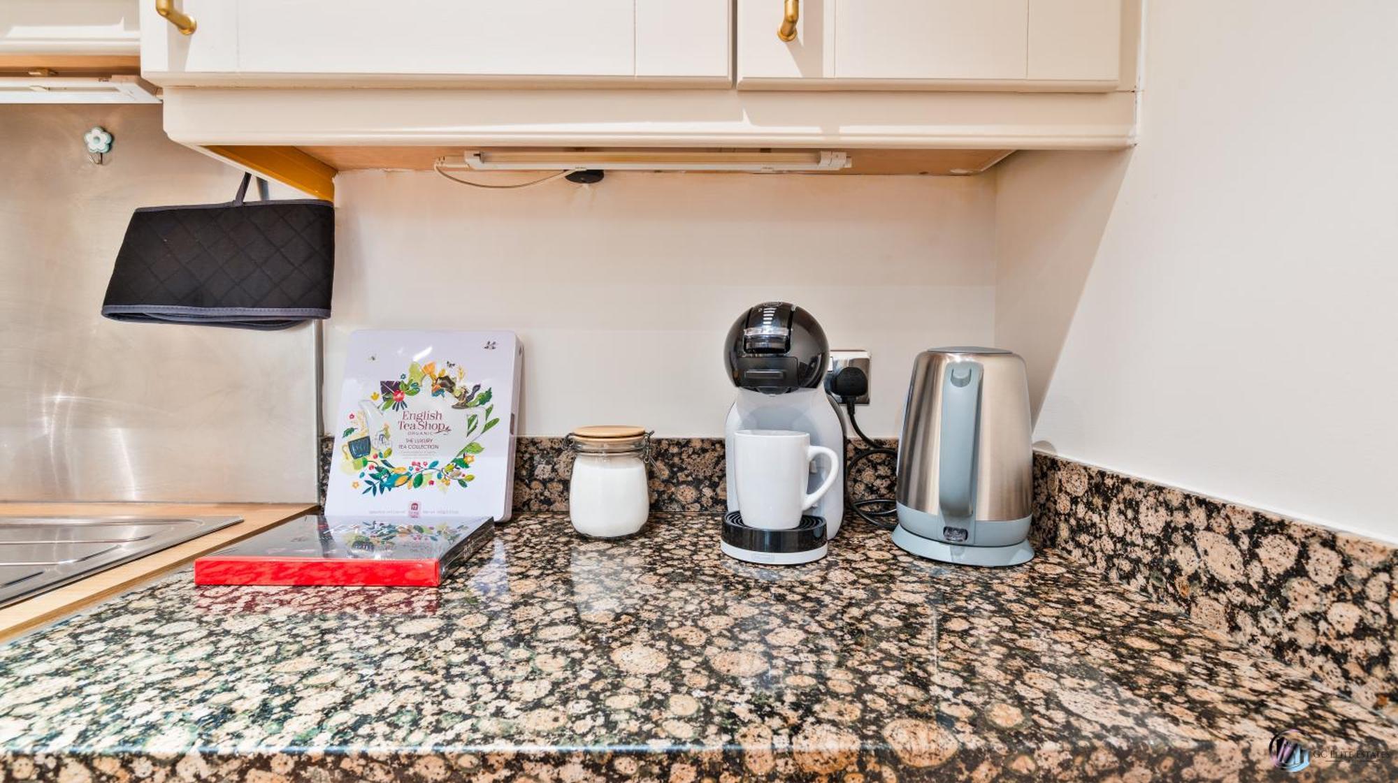 Canary Wharf Balcony & Waterfront 2-bed, 2-bath Appartement Londres