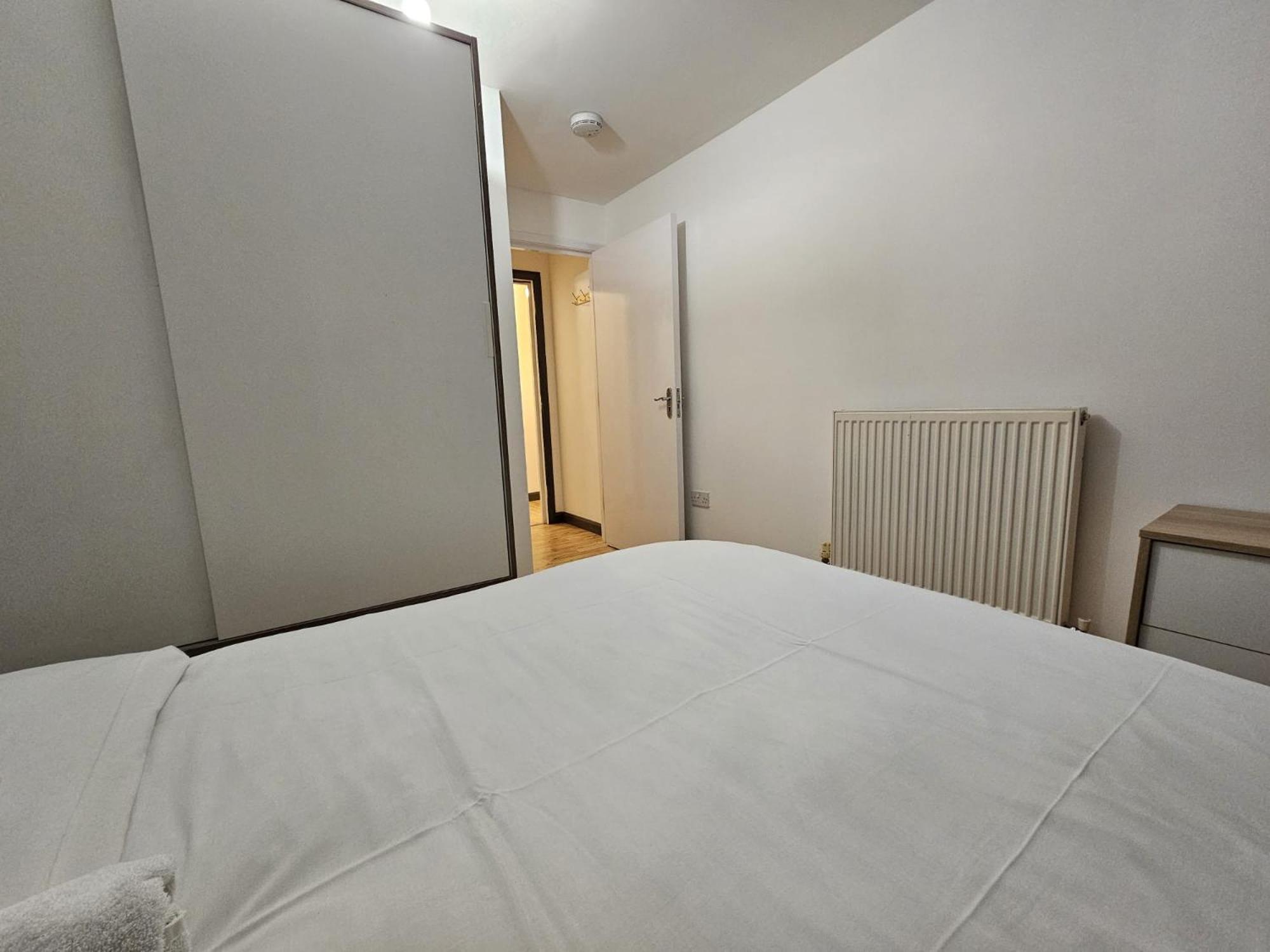 E1 Luxury Flat *