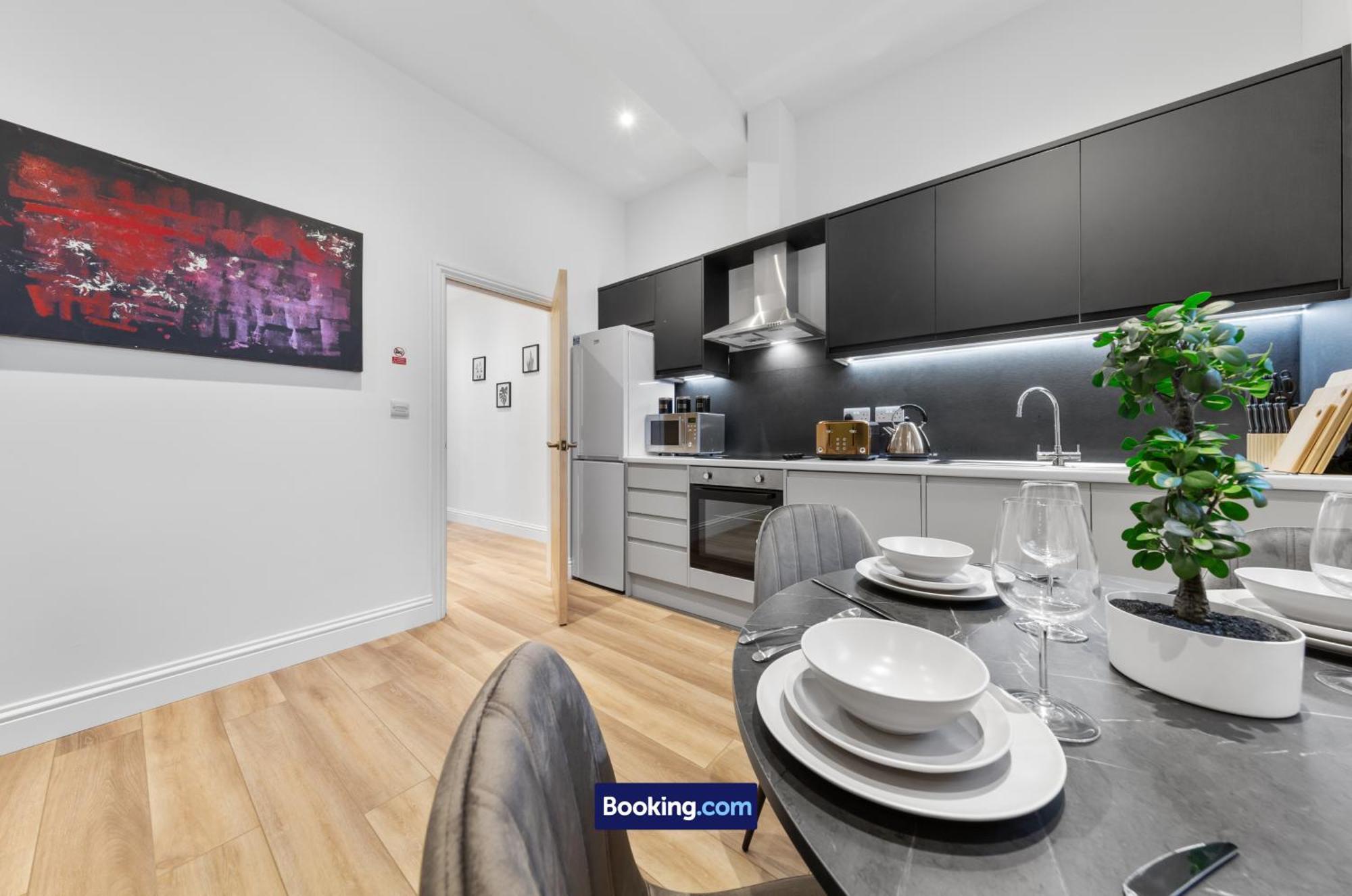 Modern, & Comfy By Smart Short Lets & Serviced Deptford With Free Wifi Apartment *