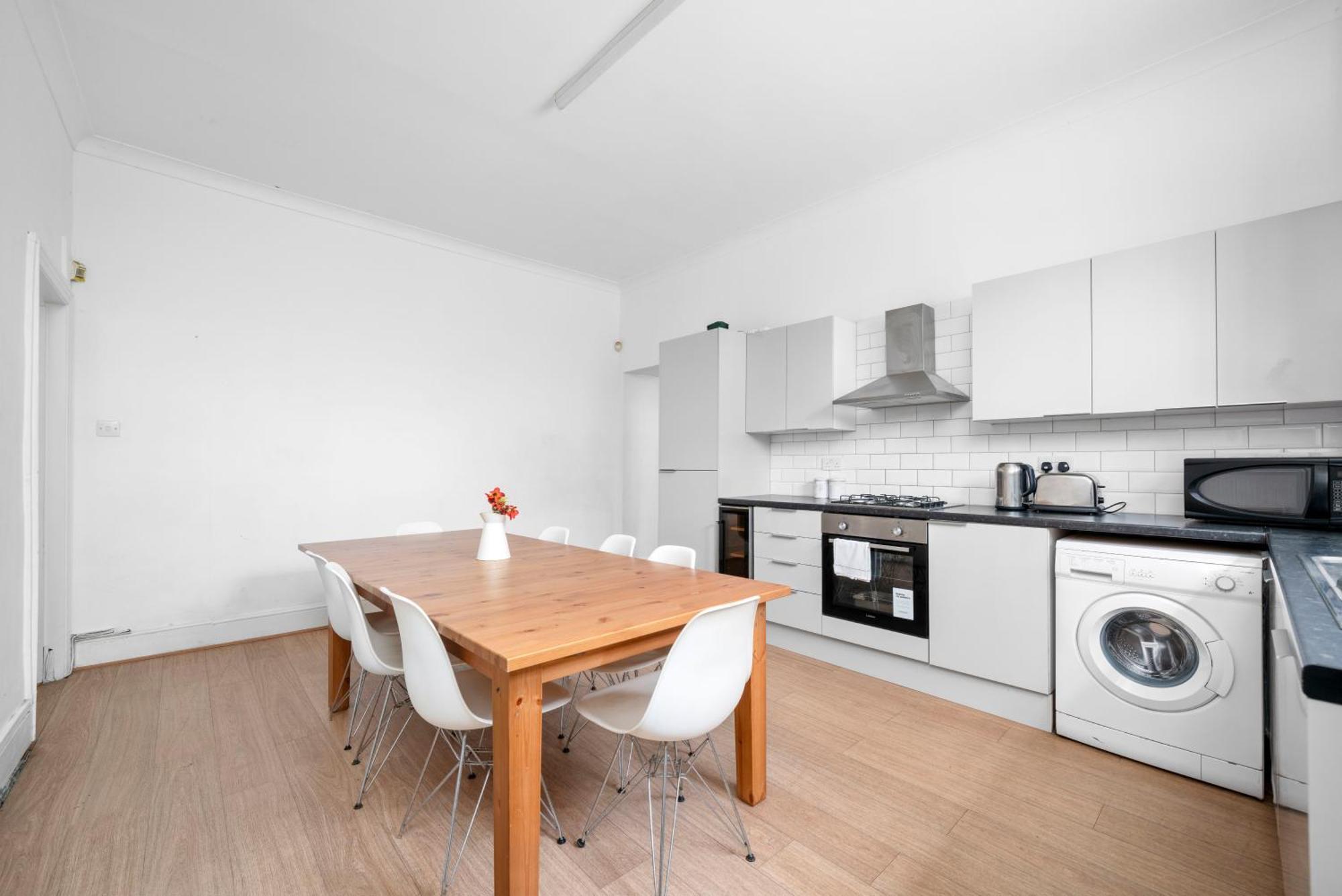 Larger Groups Close To O2 Arena Excel Canary Wharf With Wifi And Parking Within Mins Walk To Drl & Jubilee Line Apartamento