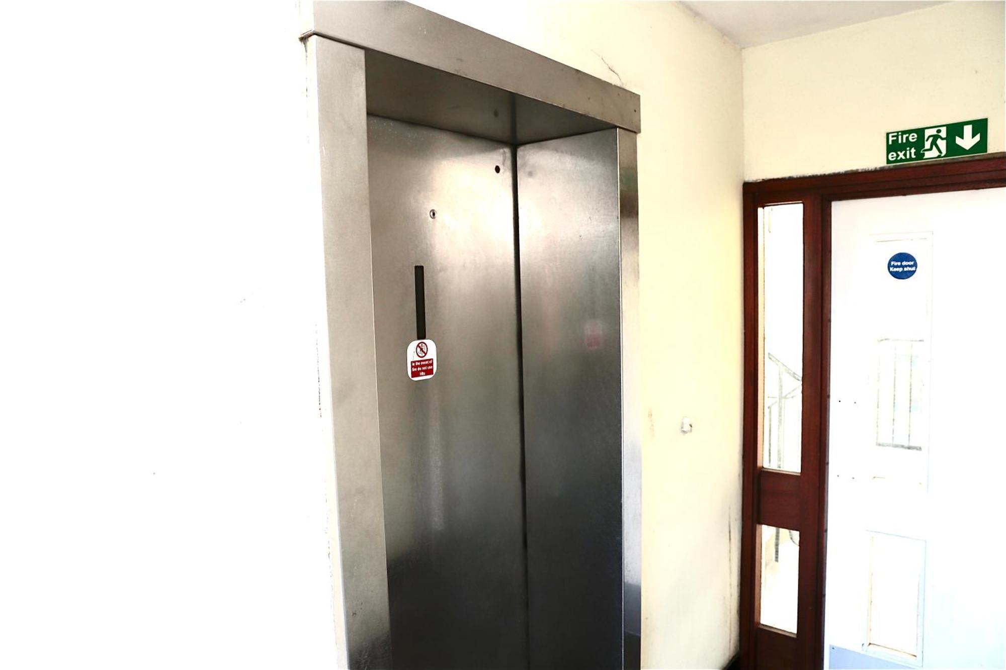 Appartement Maitland Luxury 2 Bedroom Greenwich With Good Living Space Sleeps 5 Guest- 1 Minute From Greenwich Dlr Station