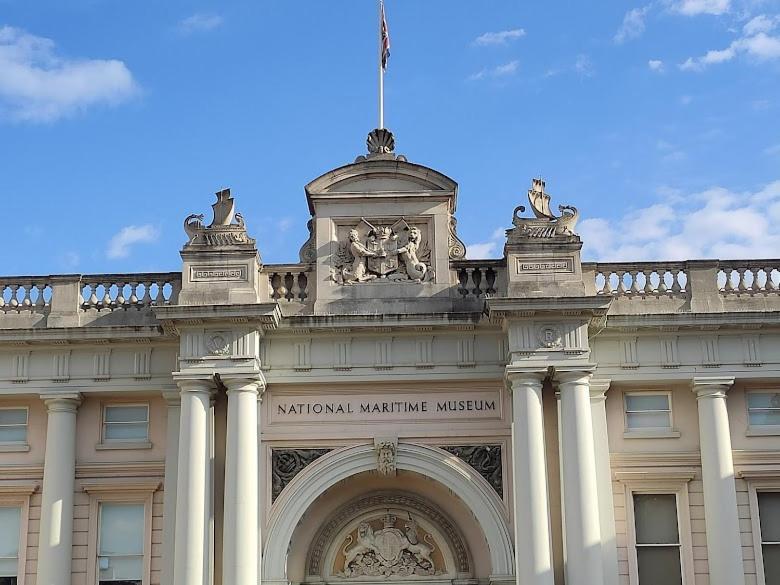 Maitland Luxury 2 Bedroom Greenwich With Good Living Space Sleeps 5 Guest- 1 Minute From Greenwich Dlr Station Londres