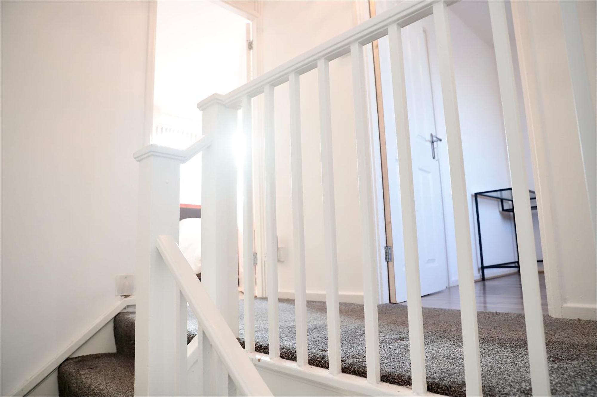 Maitland Luxury 2 Bedroom Greenwich With Good Living Space Sleeps 5 Guest- 1 Minute From Greenwich Dlr Station Appartement *