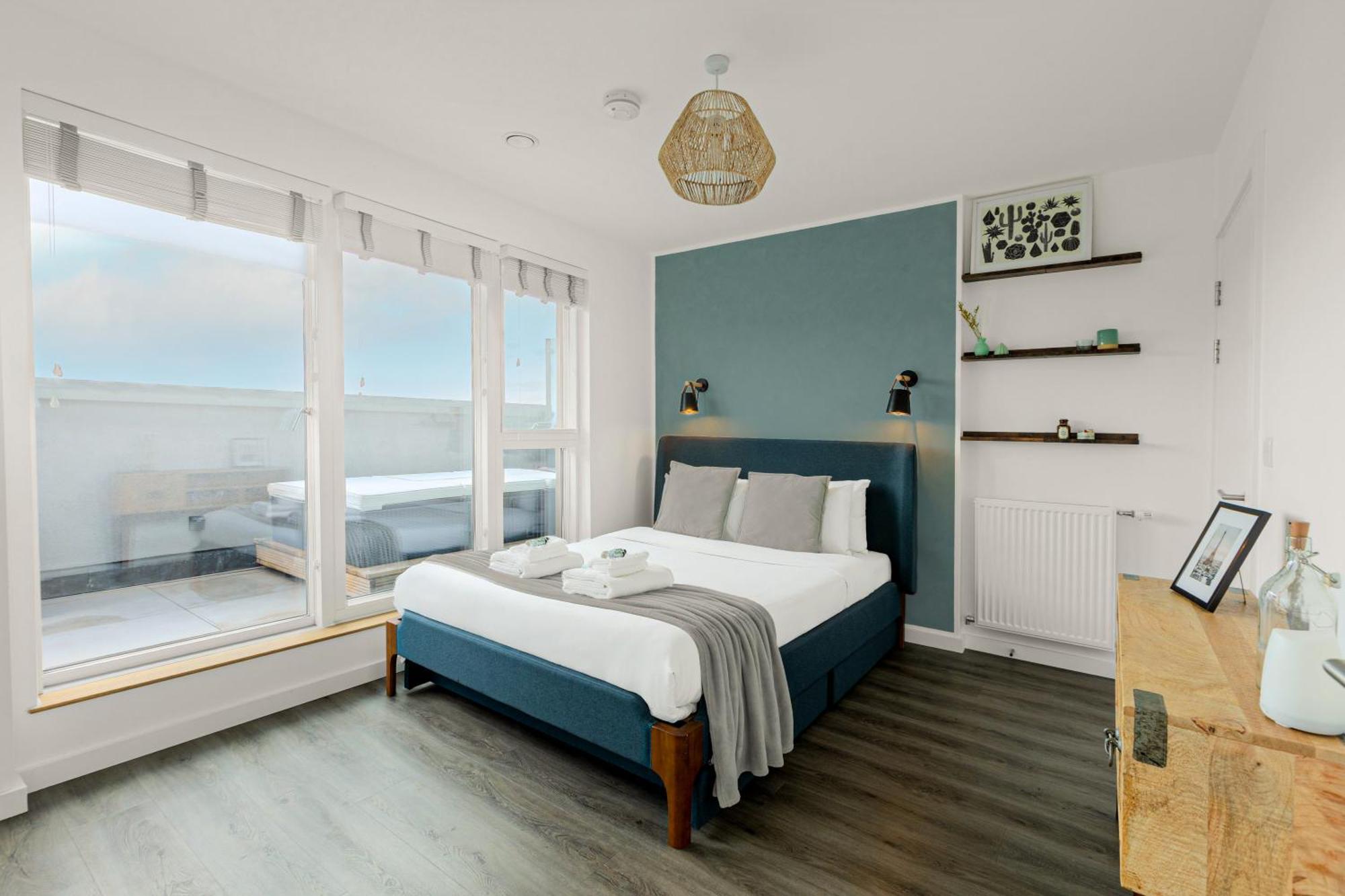 Apartamento Magnificent New Cross 2br Penthouse With Balcony And Views