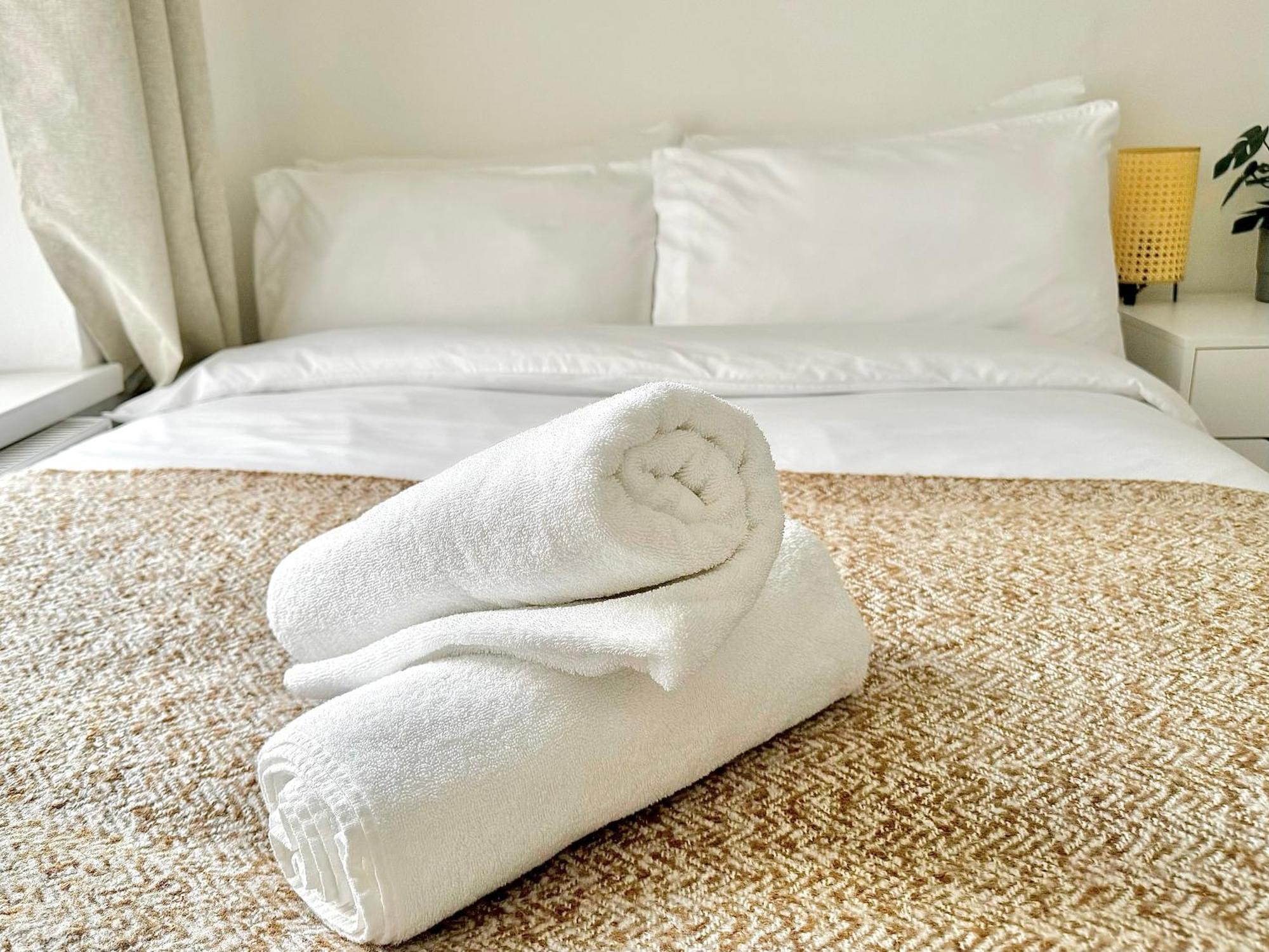 Appartement Your Cosy Get-away 5 Minutes From Canning Town Station, Near Excel & O2 *