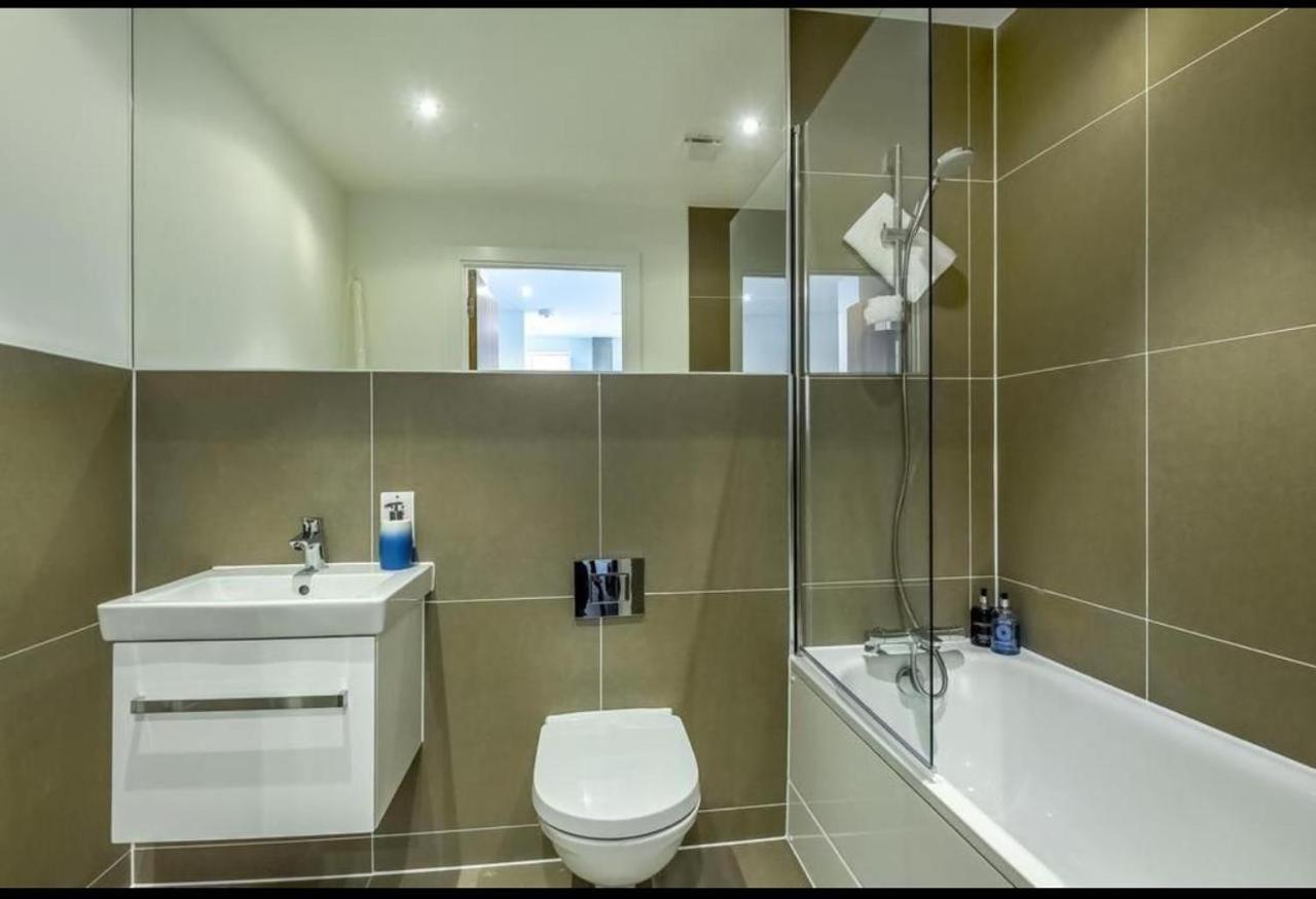 Feel At And Contractor Friendly Appartement *