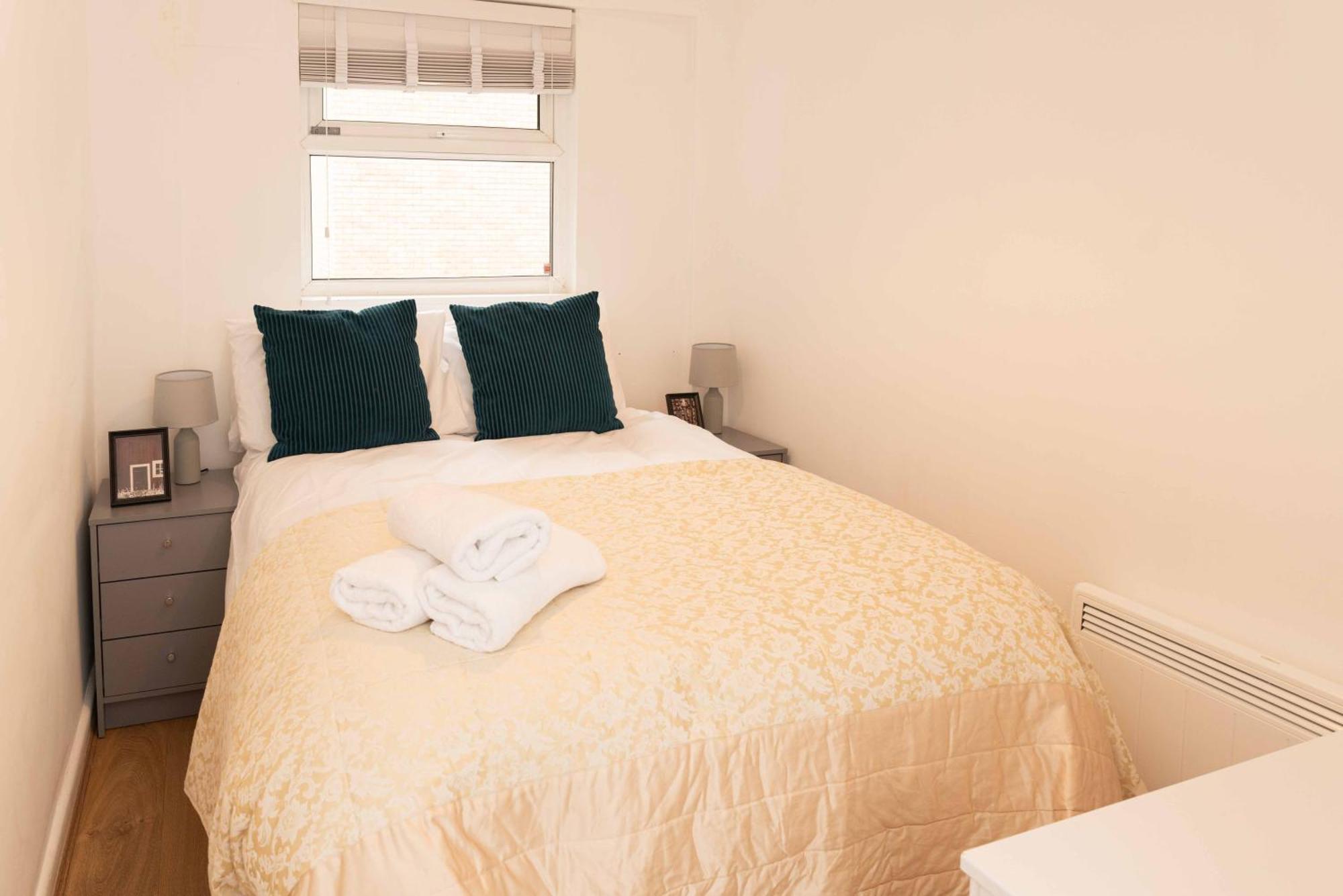 2 Bedroom Flat By Haggerston Station