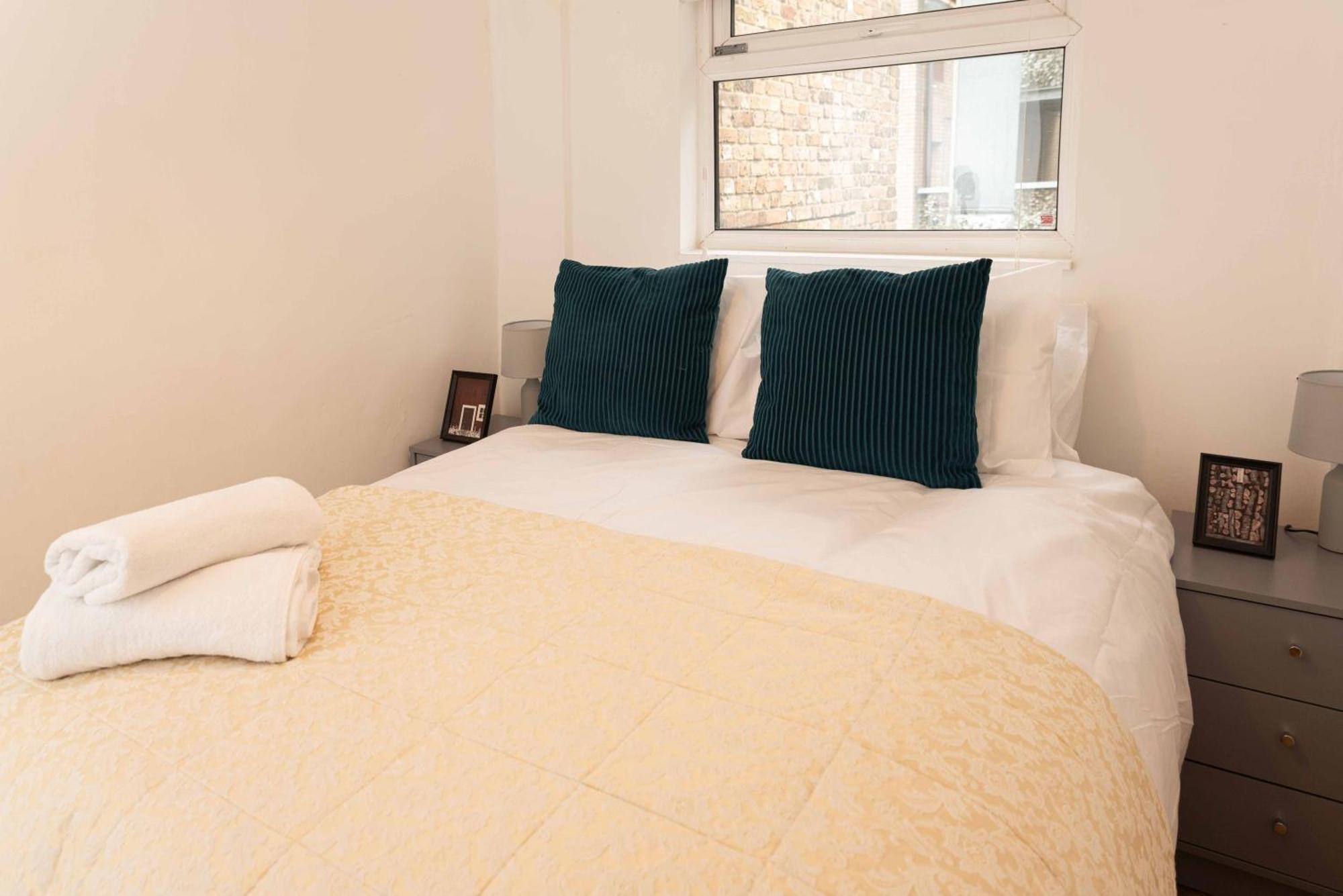 2 Bedroom Flat By Haggerston Station Appartement