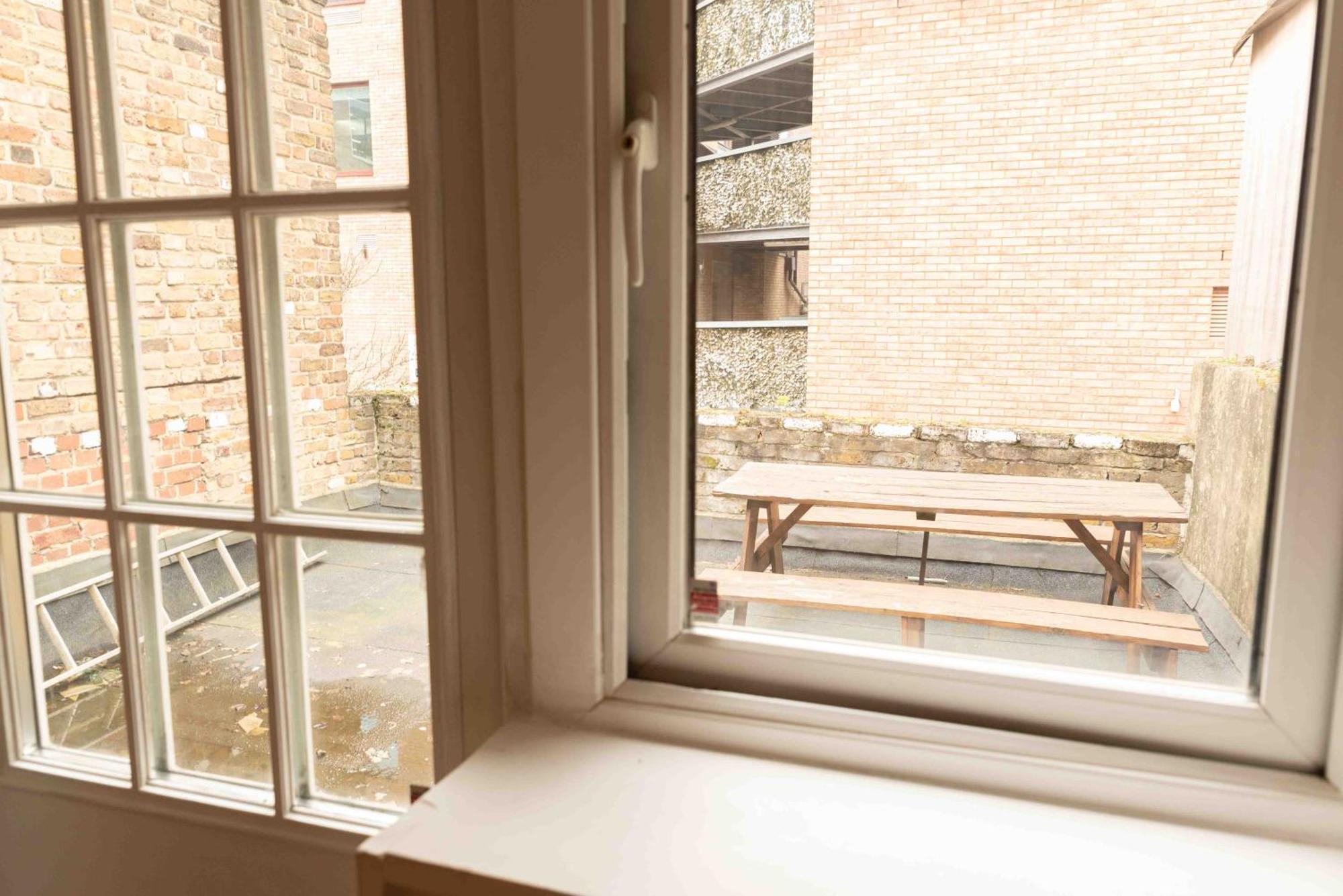 2 Bedroom Flat By Haggerston Station Appartement Londres