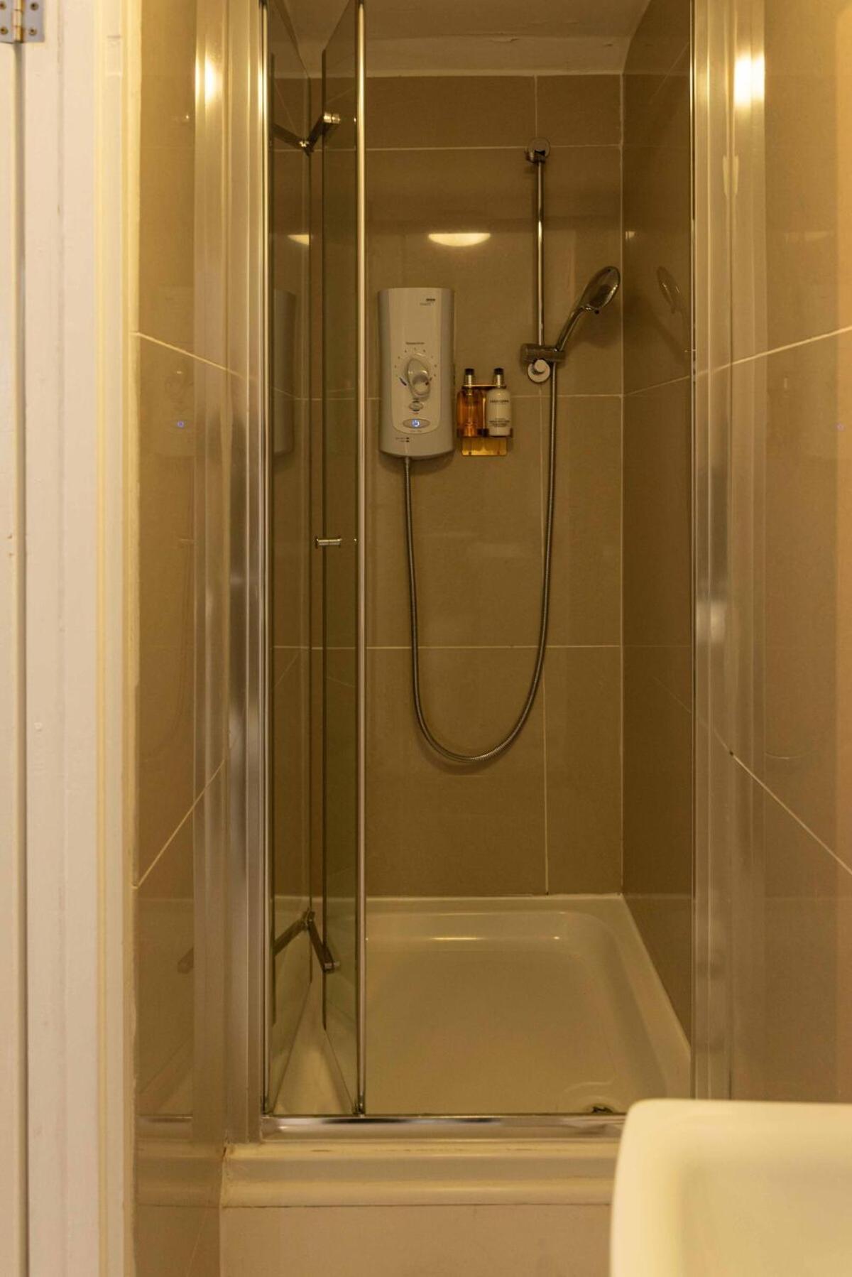 2 Bedroom Flat By Haggerston Station
