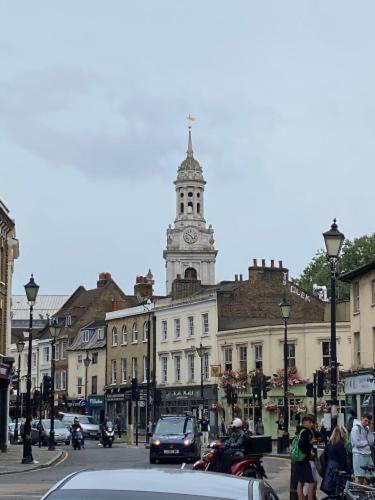 Maitland Luxury 2 Bedroom Greenwich With Good Living Space Sleeps 5 Guest- 1 Minute From Greenwich Dlr Station * Londres