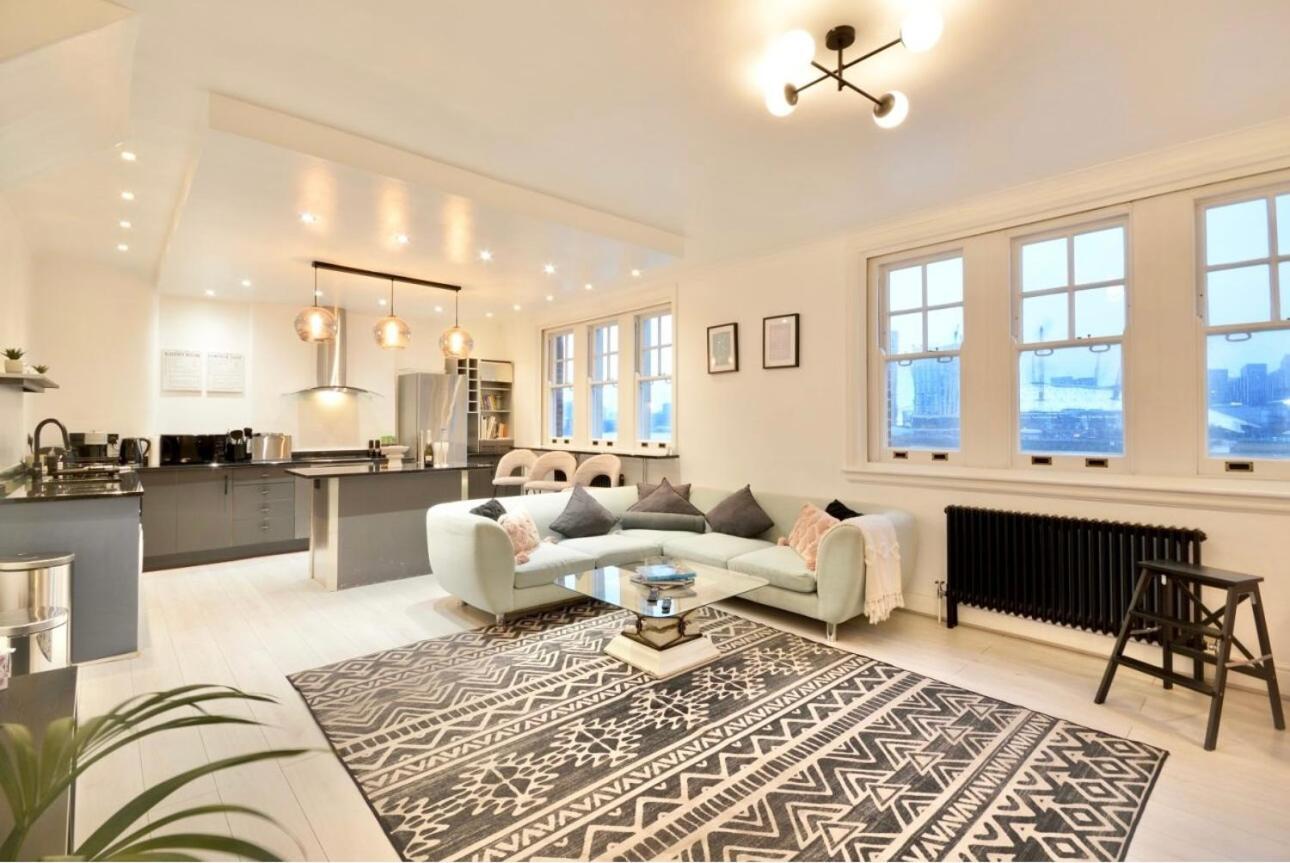 3 X Bedroom Riverside Flat With Hot Tub On Roof Terrace * Londres