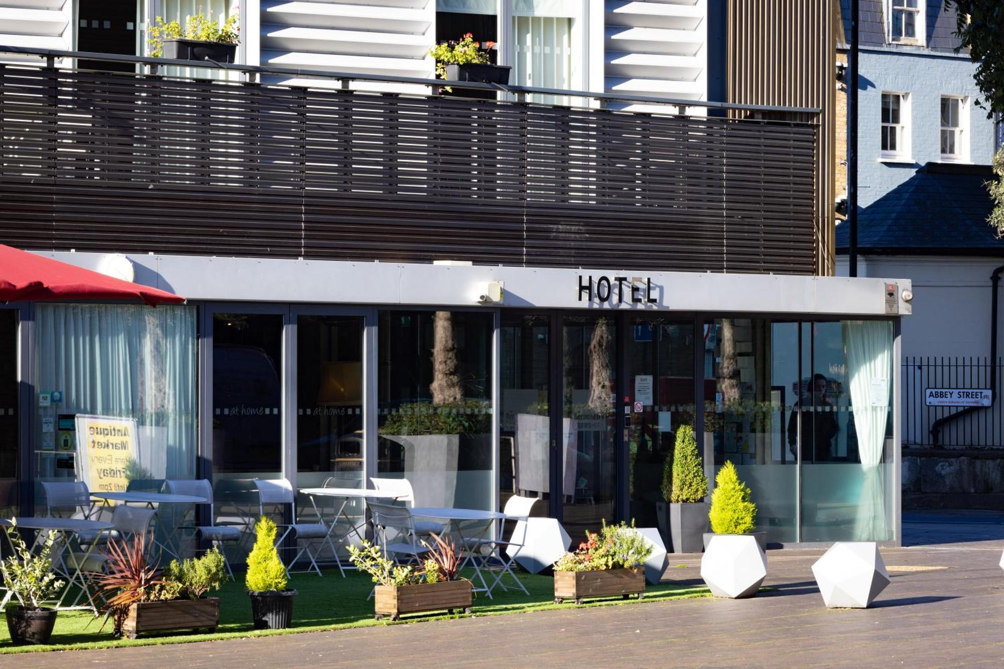 Bermondsey Square - A Bespoke 4* Londres