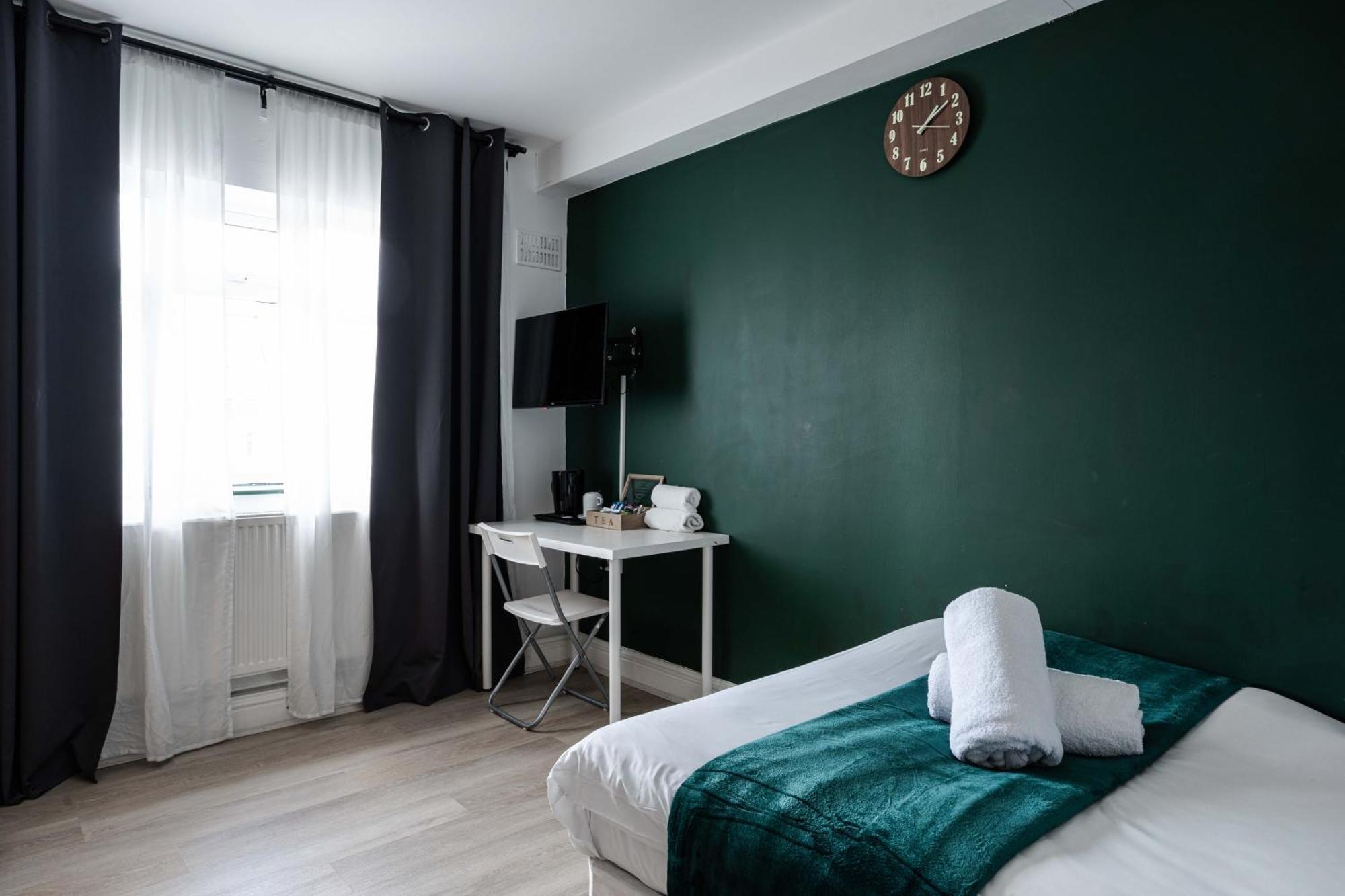 Gate Hotel 3*