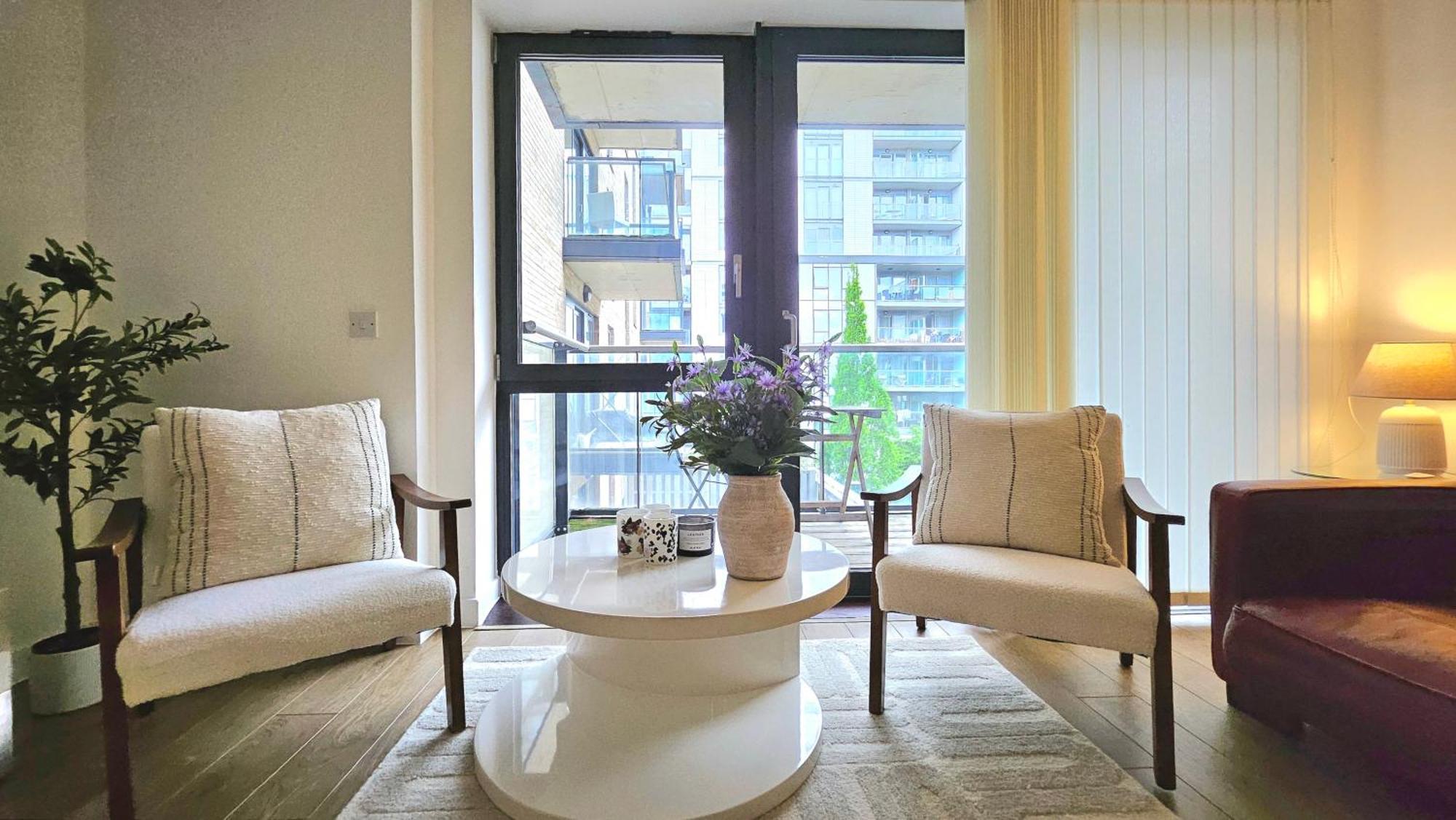 Appartement Athera - Festival Quarter, Canary Wharf 2 Bed, 2 Bath With Balcony And Gym Facility