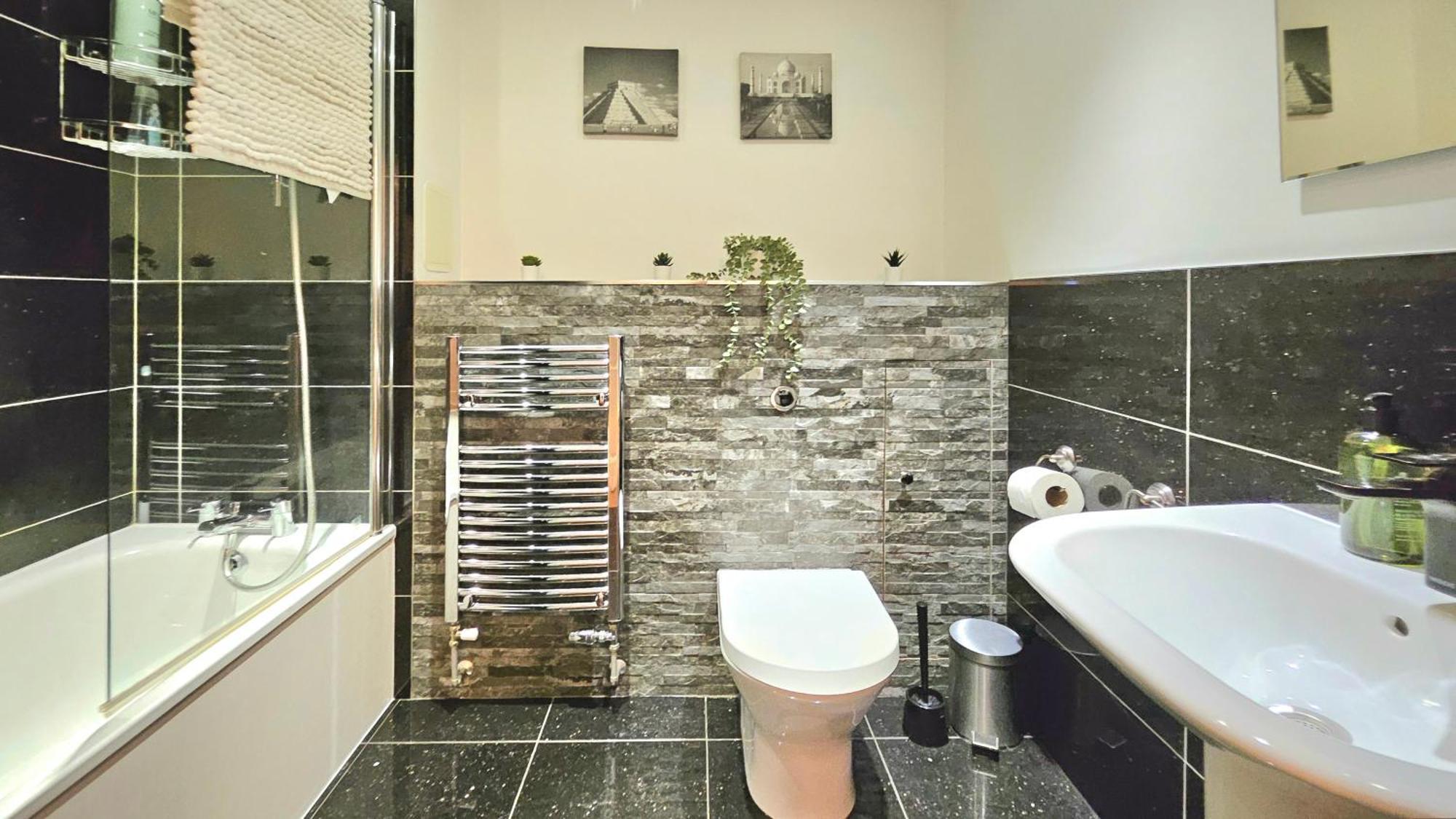 Appartement Athera - Festival Quarter, Canary Wharf 2 Bed, 2 Bath With Balcony And Gym Facility Londen
